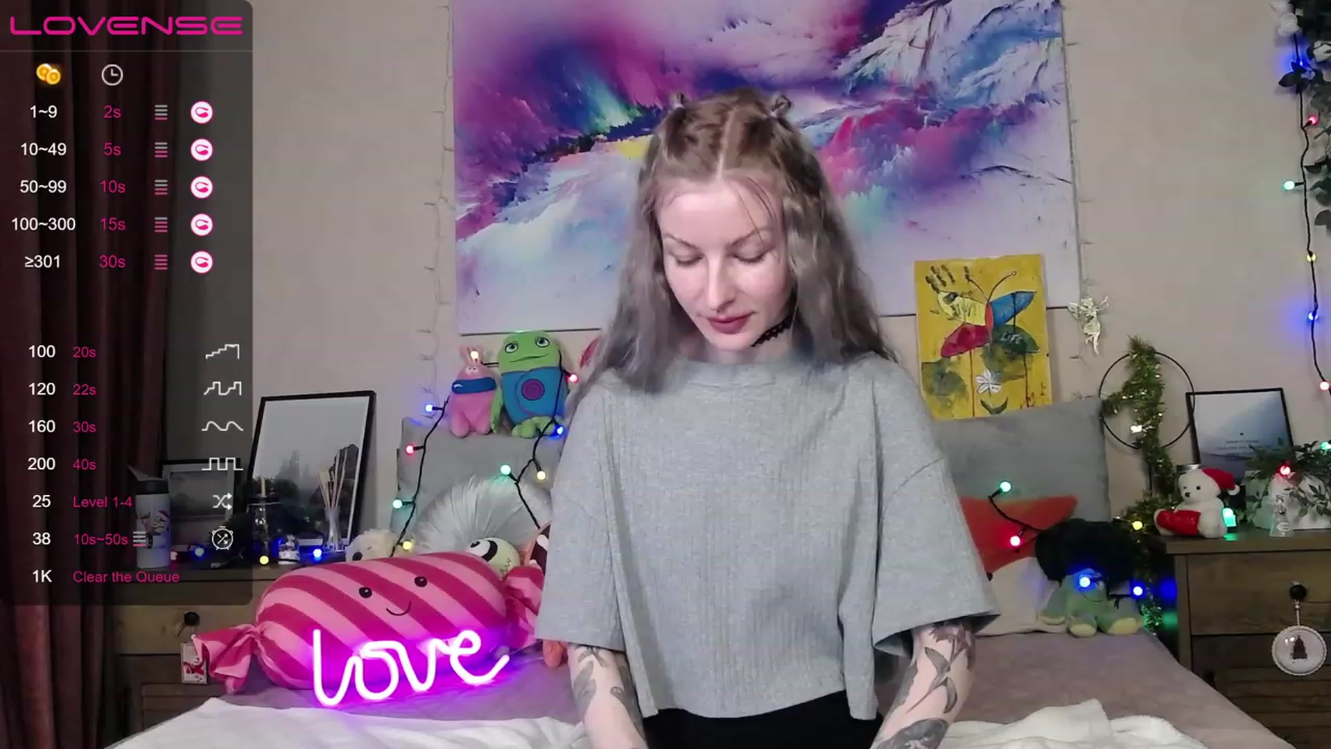 Gallery image thumbnail from Amerilyse's myfreecams stream on, 12/27/2022, 13:17 image 2 of 20