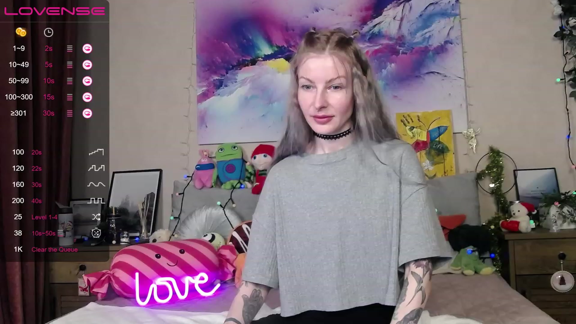 Gallery image thumbnail from Amerilyse's myfreecams stream on, 12/27/2022, 13:17 image 17 of 20