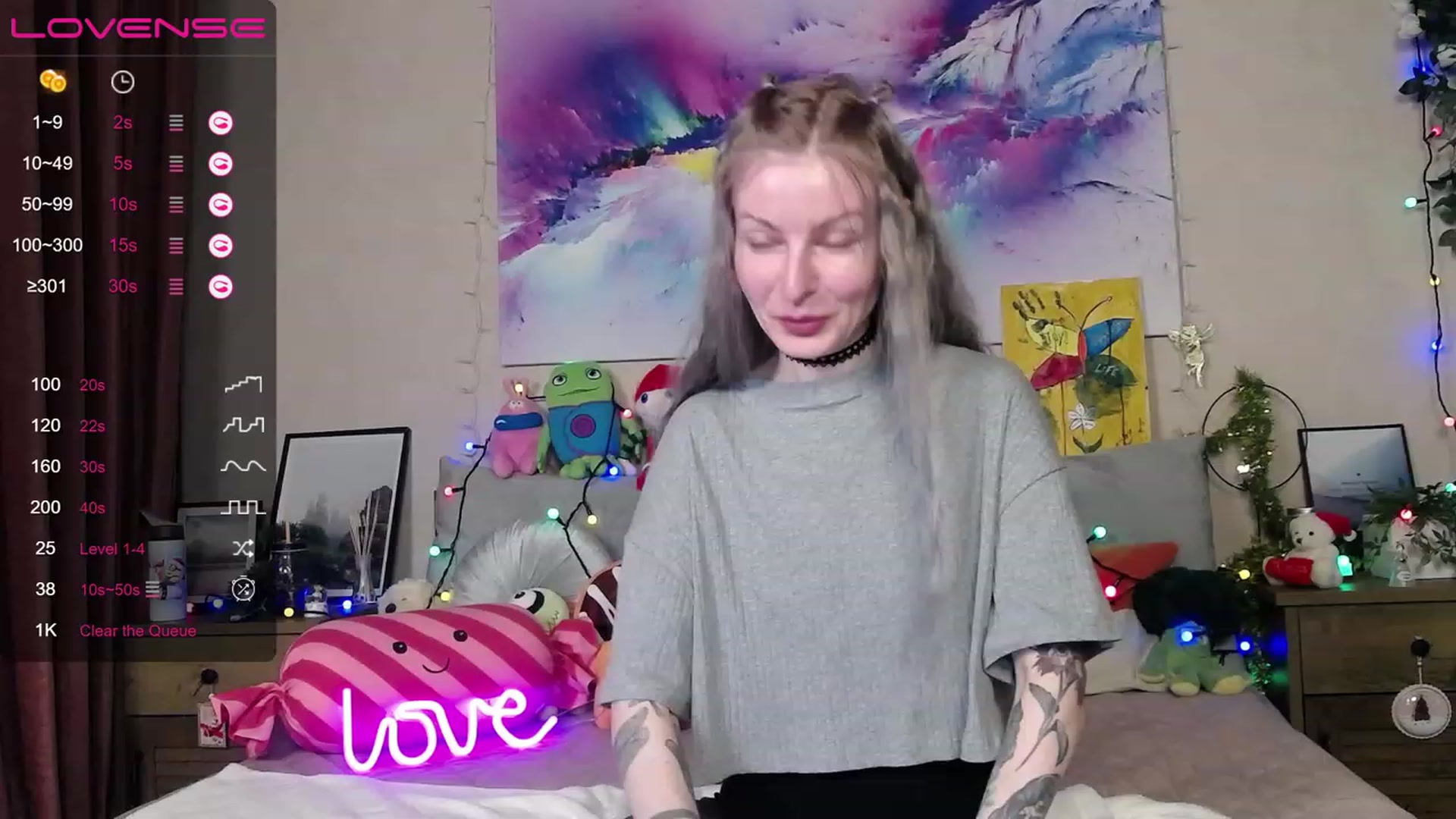 Gallery image thumbnail from Amerilyse's myfreecams stream on, 12/27/2022, 13:17 image 15 of 20