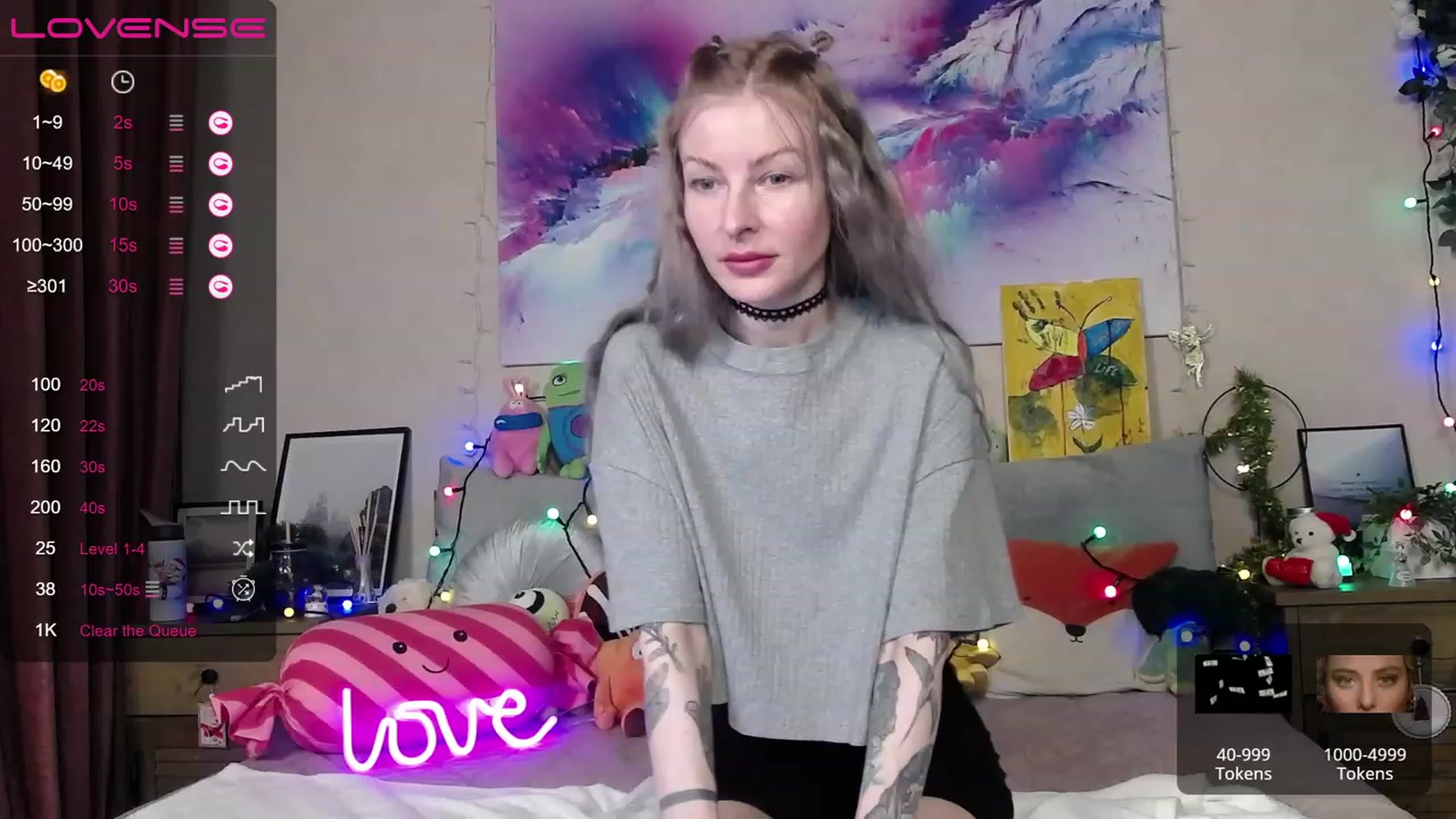 Gallery image thumbnail from Amerilyse's myfreecams stream on, 12/27/2022, 13:17 image 6 of 20