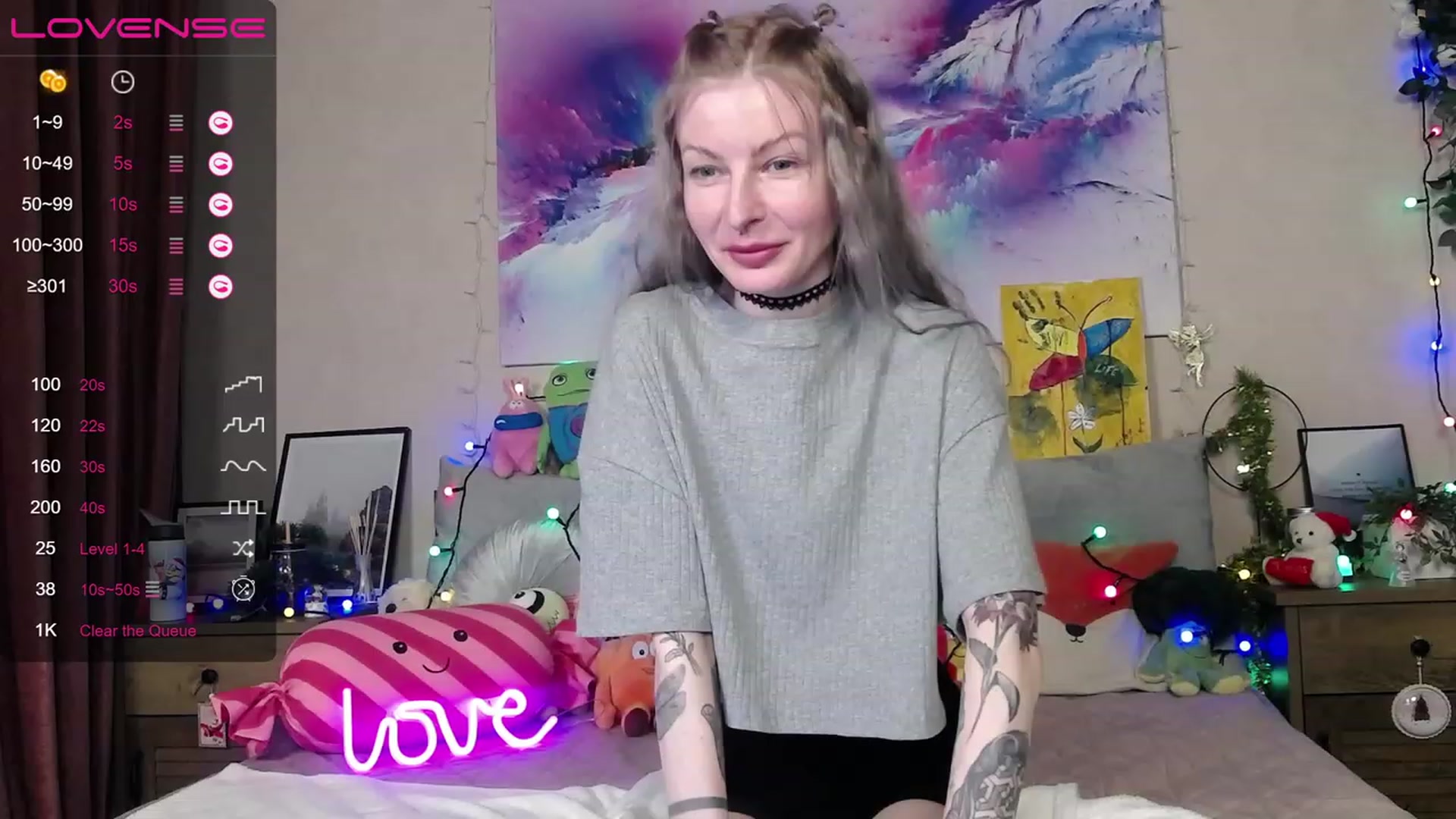 Gallery image thumbnail from Amerilyse's myfreecams stream on, 12/27/2022, 13:17 image 16 of 20