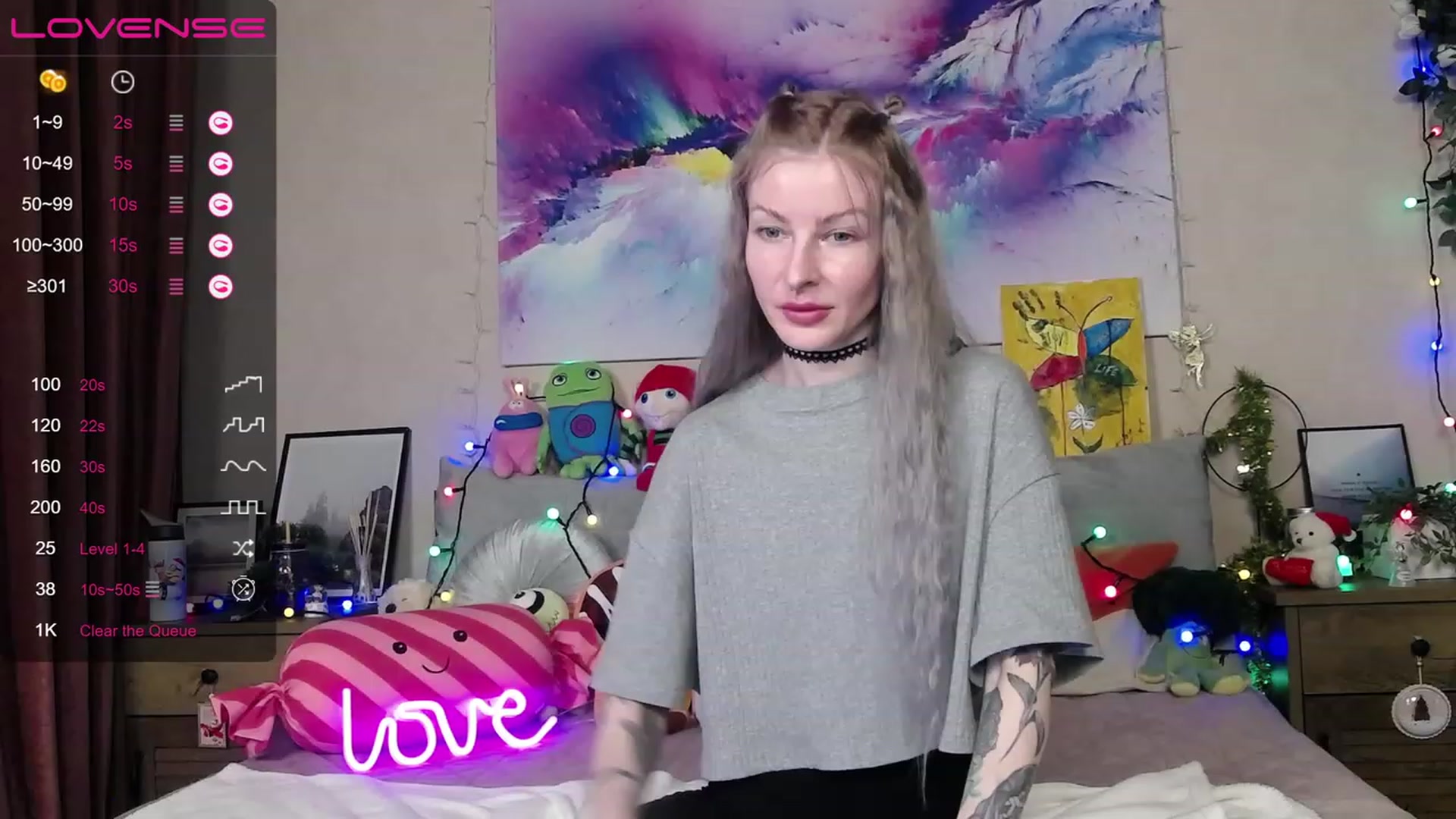 Gallery image thumbnail from Amerilyse's myfreecams stream on, 12/27/2022, 13:17 image 1 of 20