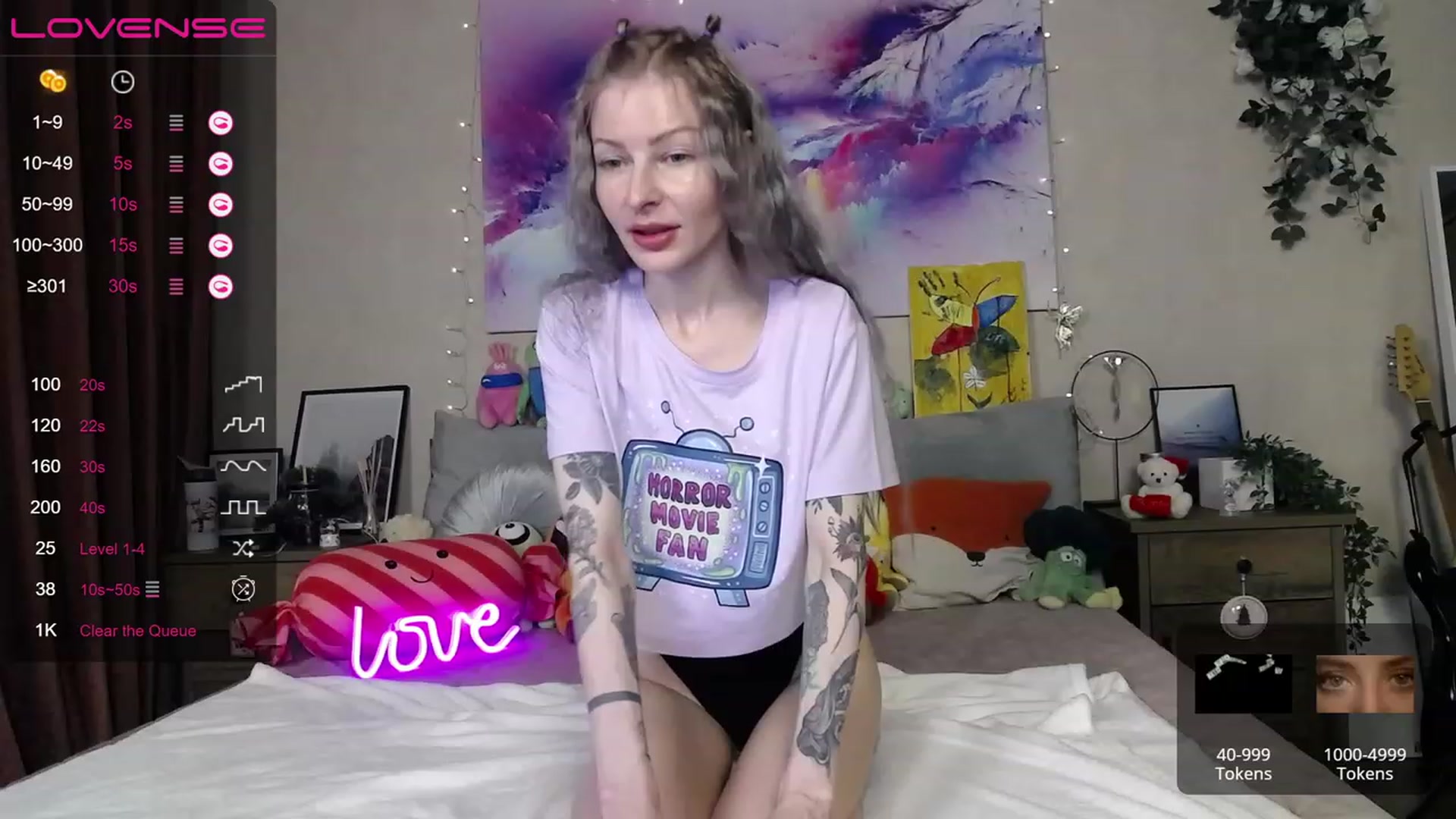 Gallery image thumbnail from Amerilyse's myfreecams stream on, 12/29/2022, 13:05 image 10 of 20
