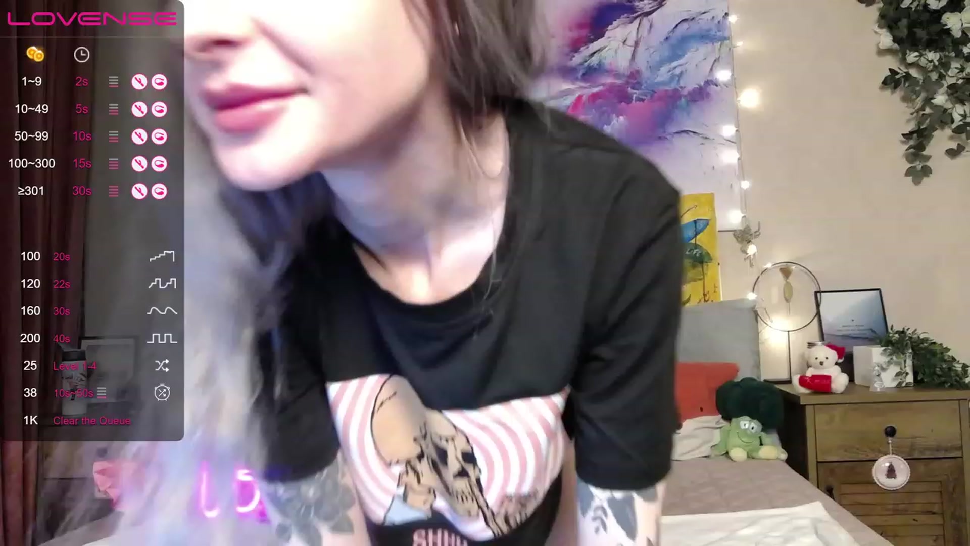 Gallery image thumbnail from Amerilyse's myfreecams stream on, 01/03/2023, 12:28 image 18 of 20