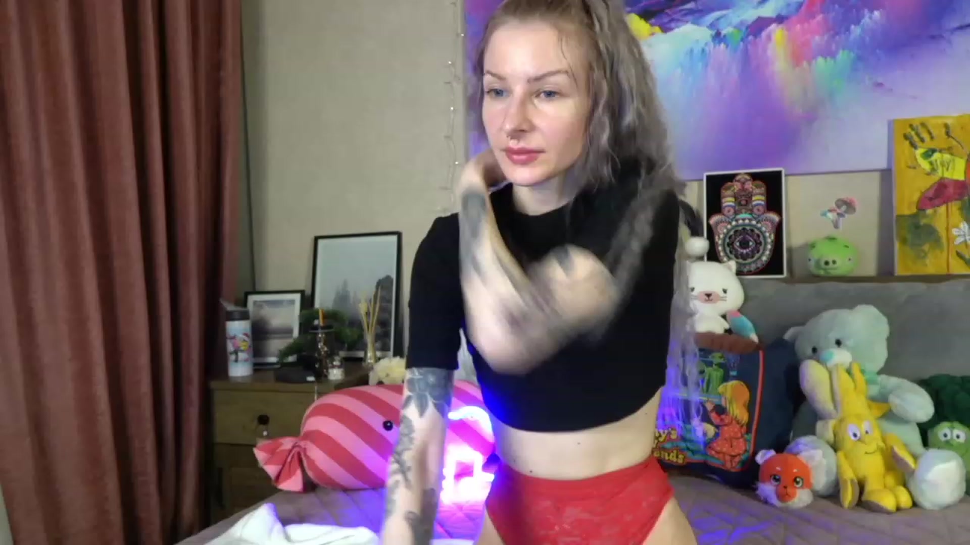 Gallery image thumbnail from Amerilyse's myfreecams stream on, 01/30/2023, 15:11 image 15 of 20