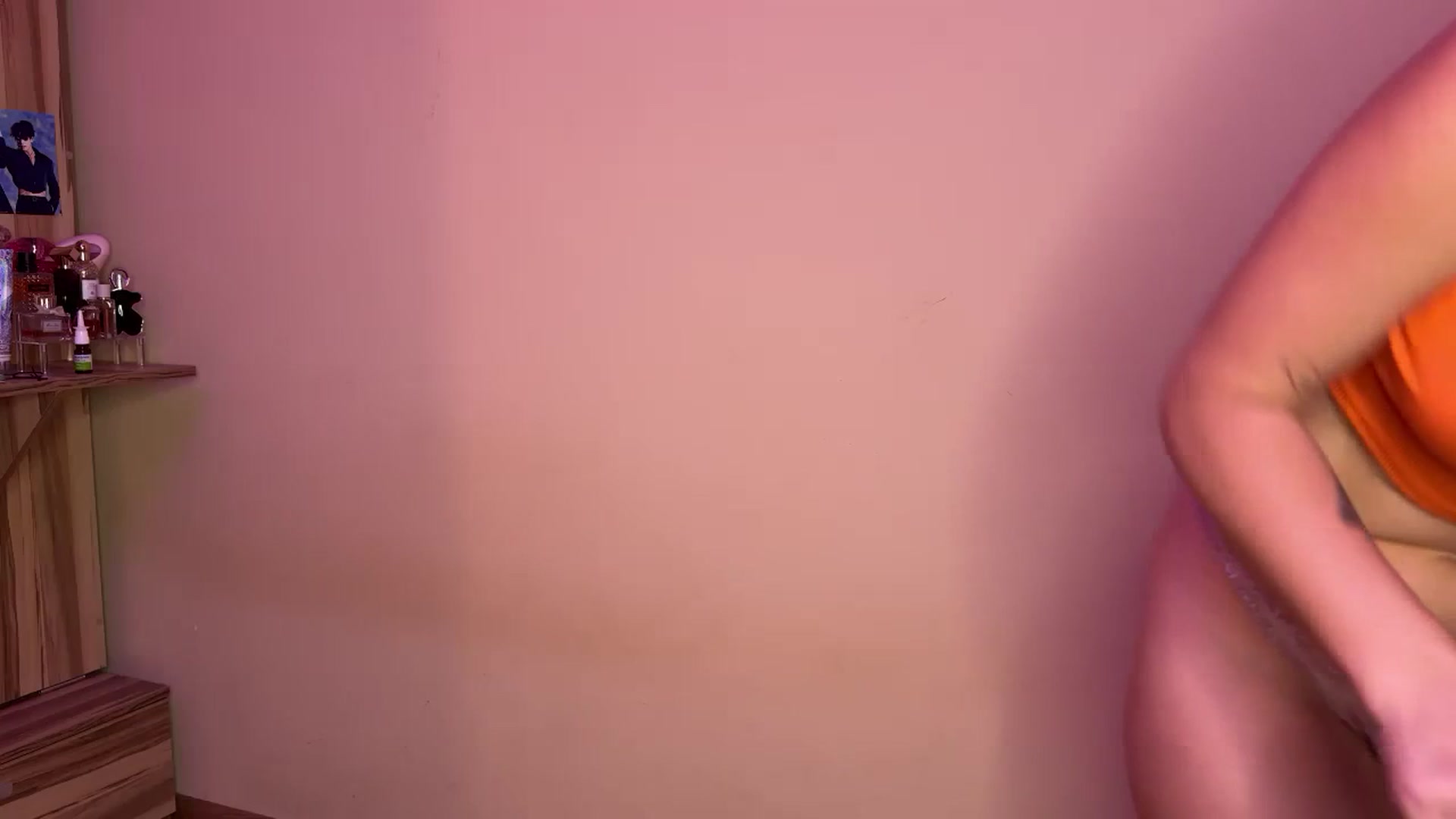 Gallery image thumbnail from Ameteur's myfreecams stream on, 04/07/2024, 21:28 image 3 of 20