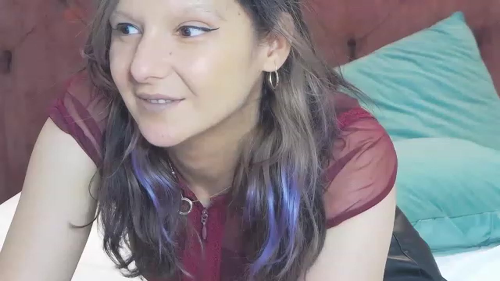 Gallery image thumbnail from AmethystCharm's myfreecams stream on, 07/02/2023, 18:44 image 18 of 20