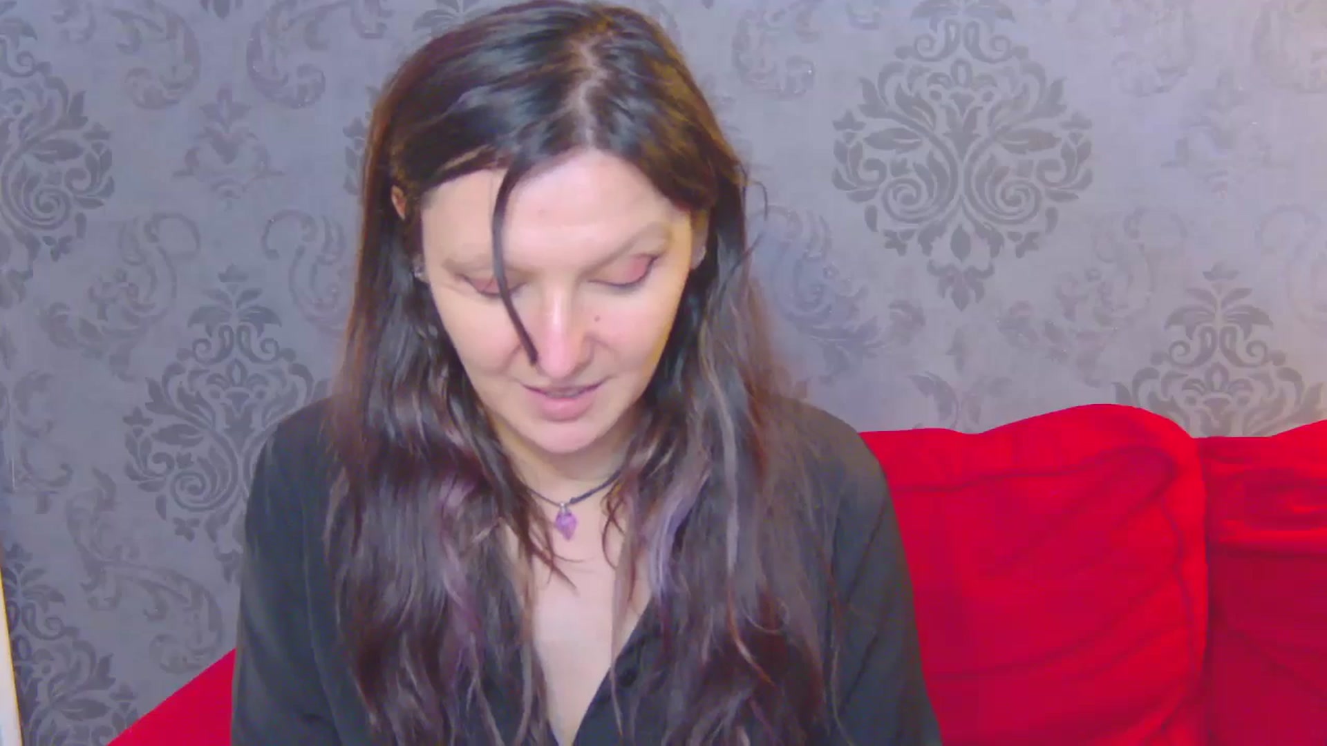 Gallery image thumbnail from AmethystCharm's myfreecams stream on, 05/25/2025, 13:36 image 2 of 20