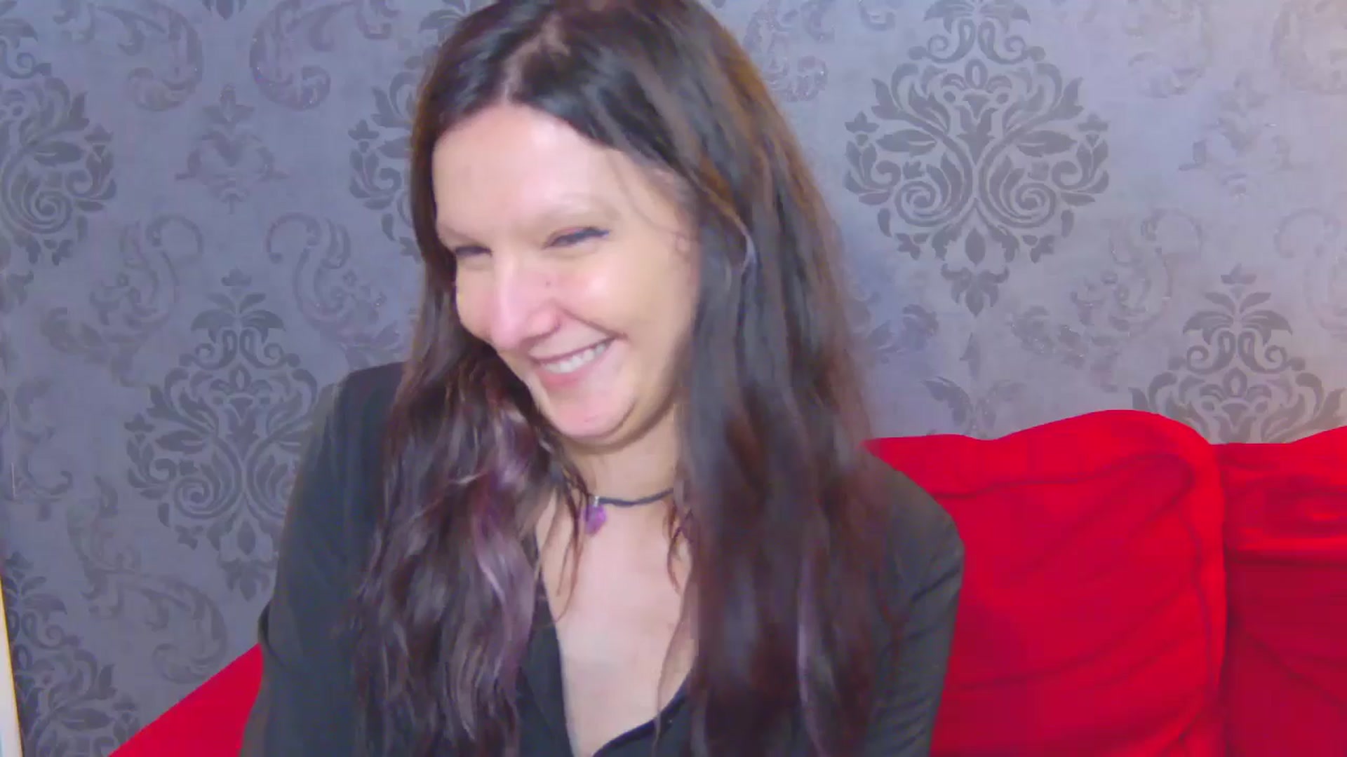 Gallery image thumbnail from AmethystCharm's myfreecams stream on, 05/25/2025, 13:36 image 11 of 20