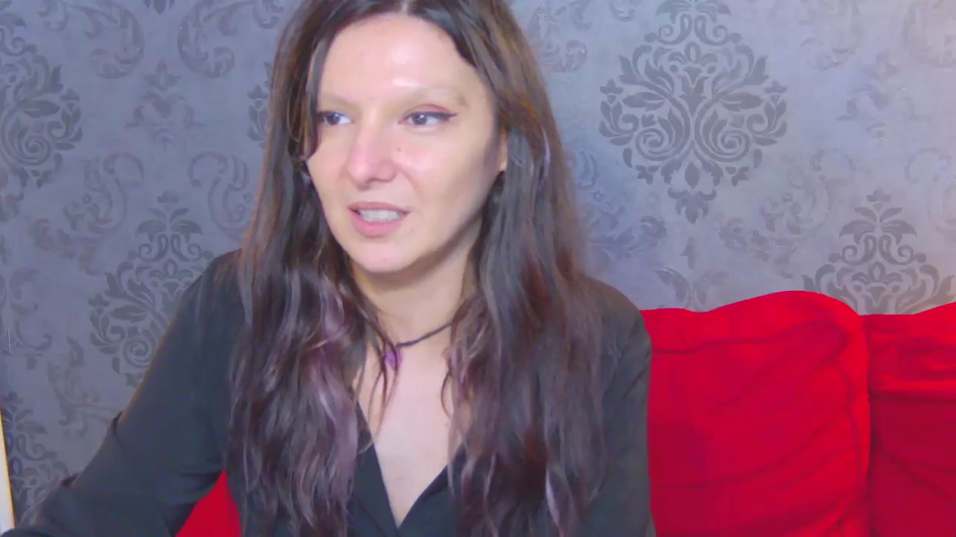 Gallery image thumbnail from AmethystCharm's myfreecams stream on, 05/25/2025, 13:36 image 9 of 20