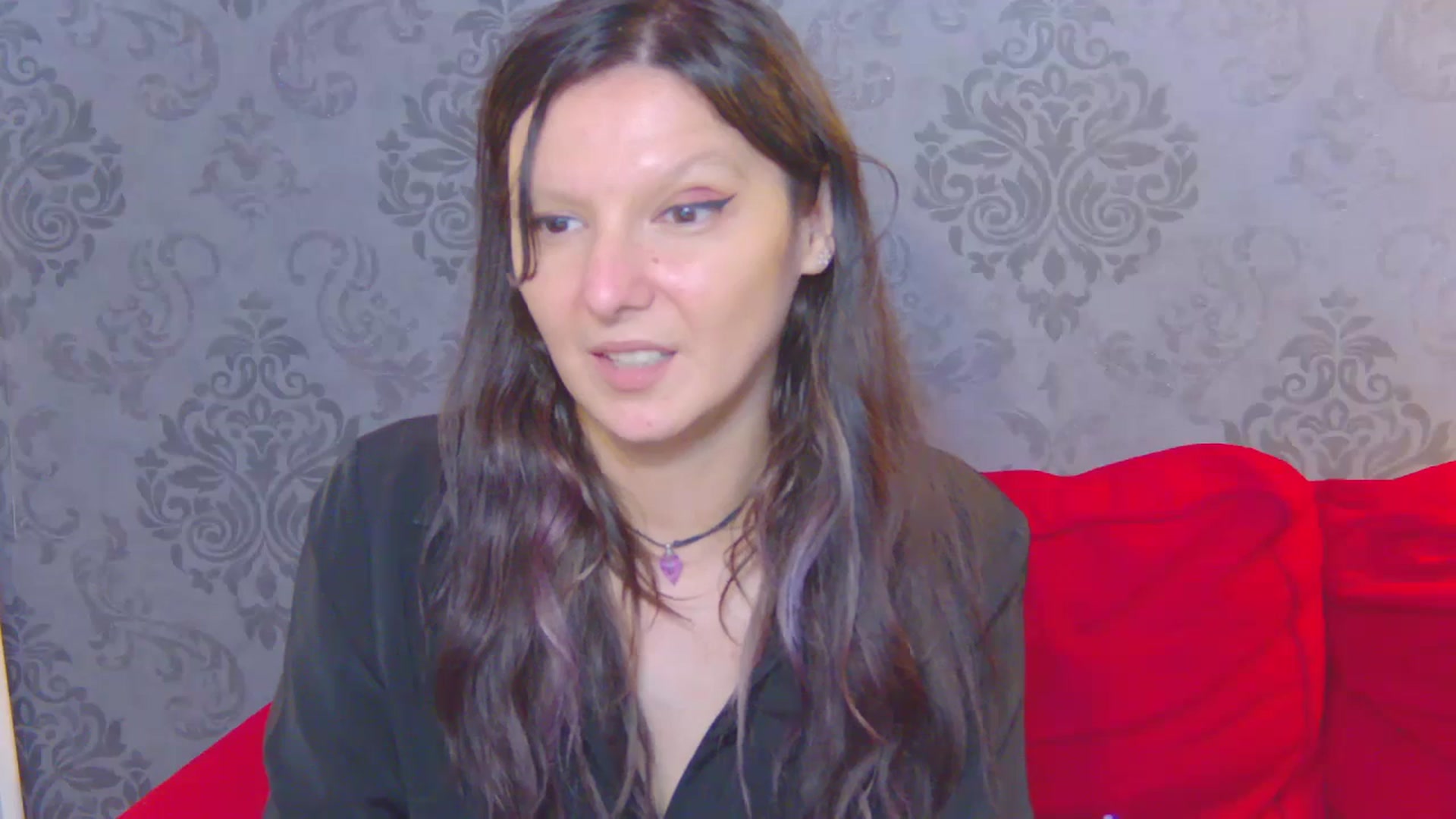 Gallery image thumbnail from AmethystCharm's myfreecams stream on, 05/25/2025, 13:36 image 3 of 20
