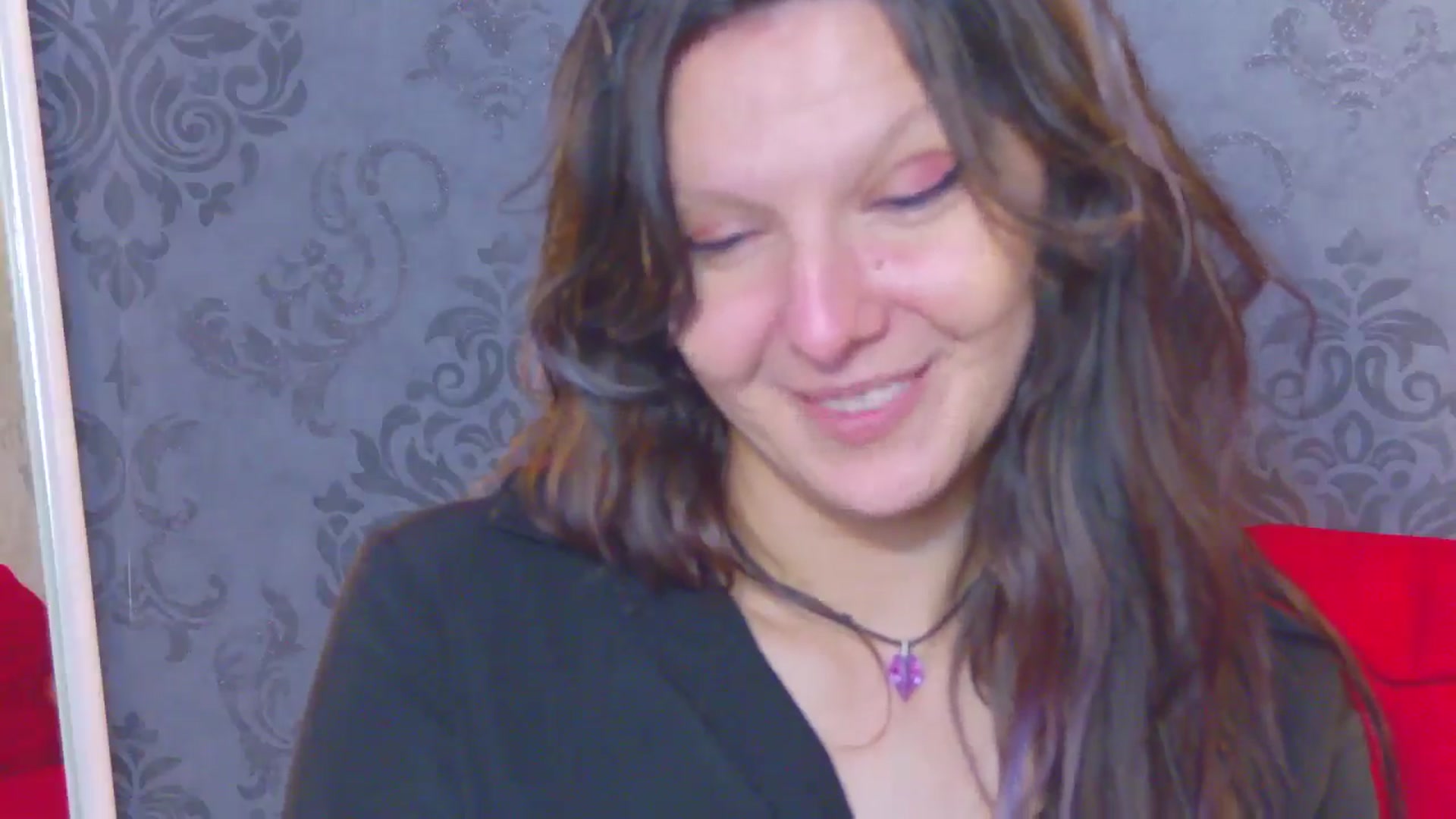 Gallery image thumbnail from AmethystCharm's myfreecams stream on, 05/25/2025, 14:18 image 13 of 20