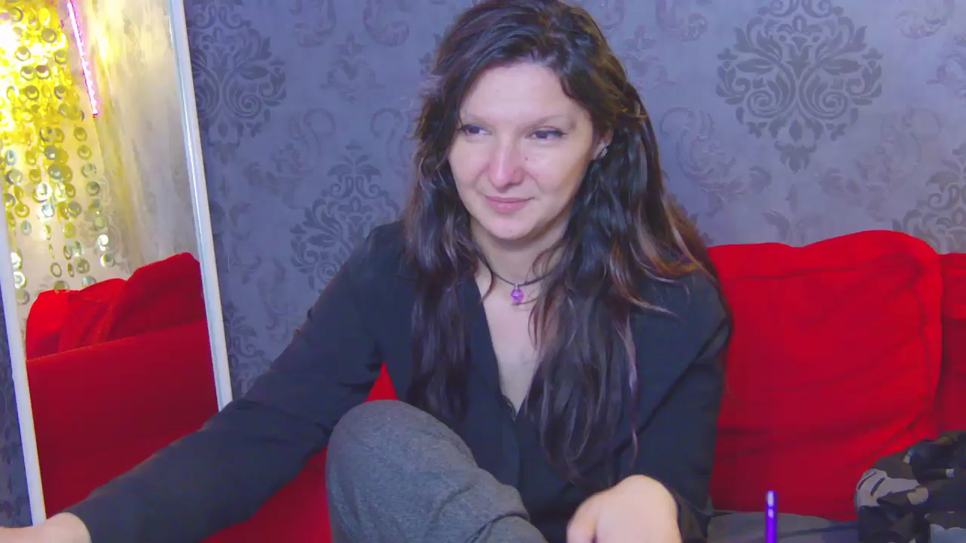 Gallery image thumbnail from AmethystCharm's myfreecams stream on, 05/25/2025, 14:18 image 1 of 20