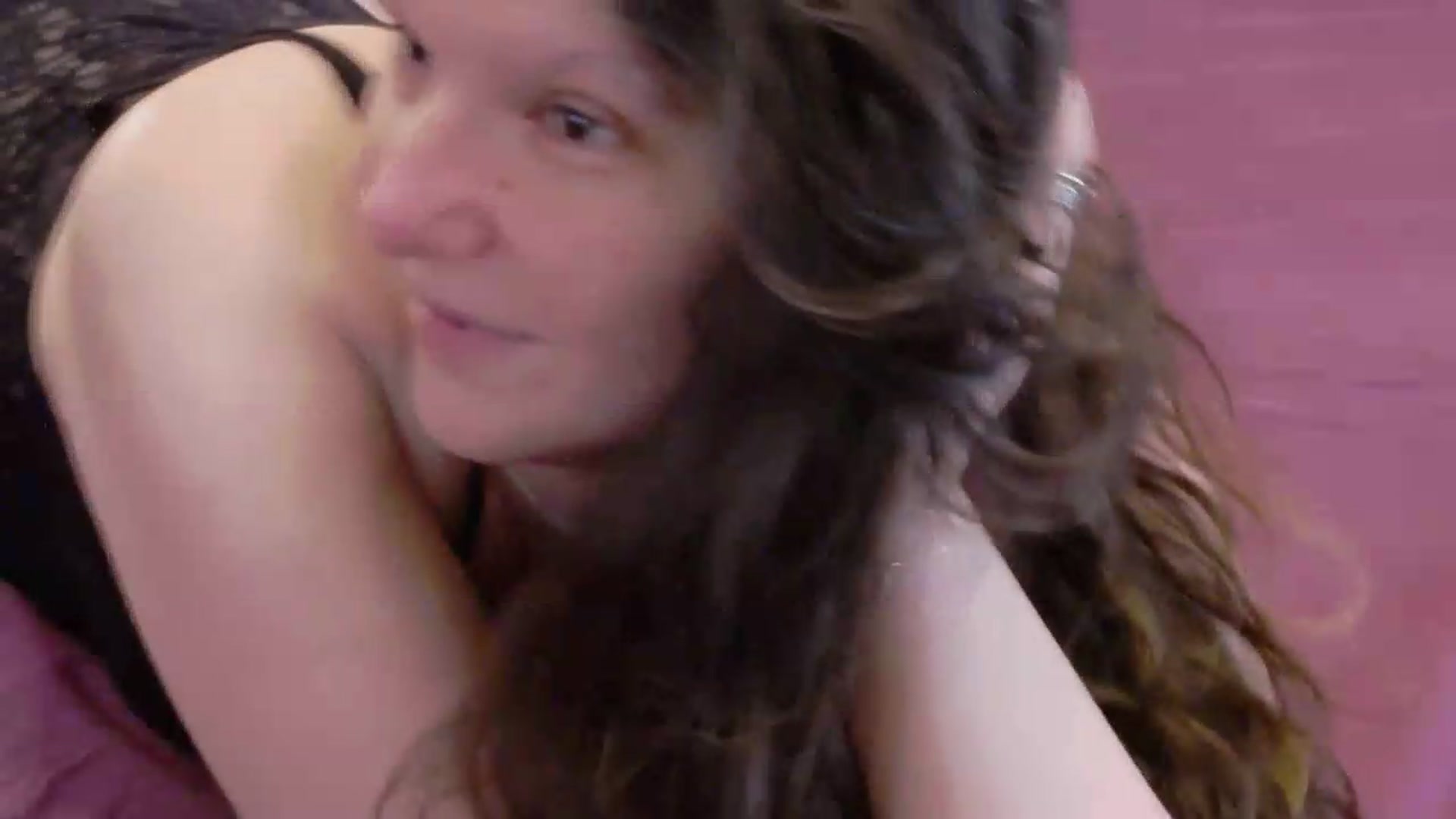 Gallery image thumbnail from AmethystCharm's myfreecams stream on, 06/07/2026, 09:20 image 13 of 20