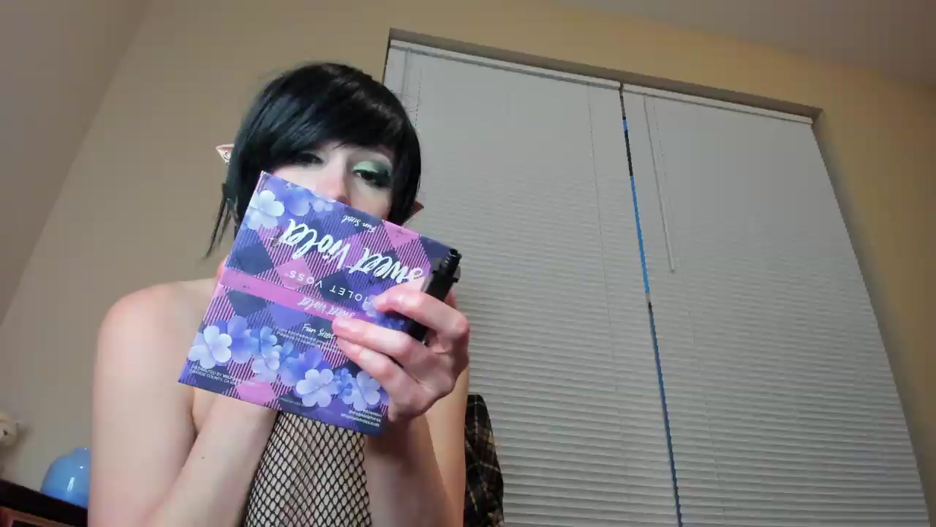 Gallery image thumbnail from AmethystFoxx's myfreecams stream on, 09/21/2026, 24:32 image 13 of 20