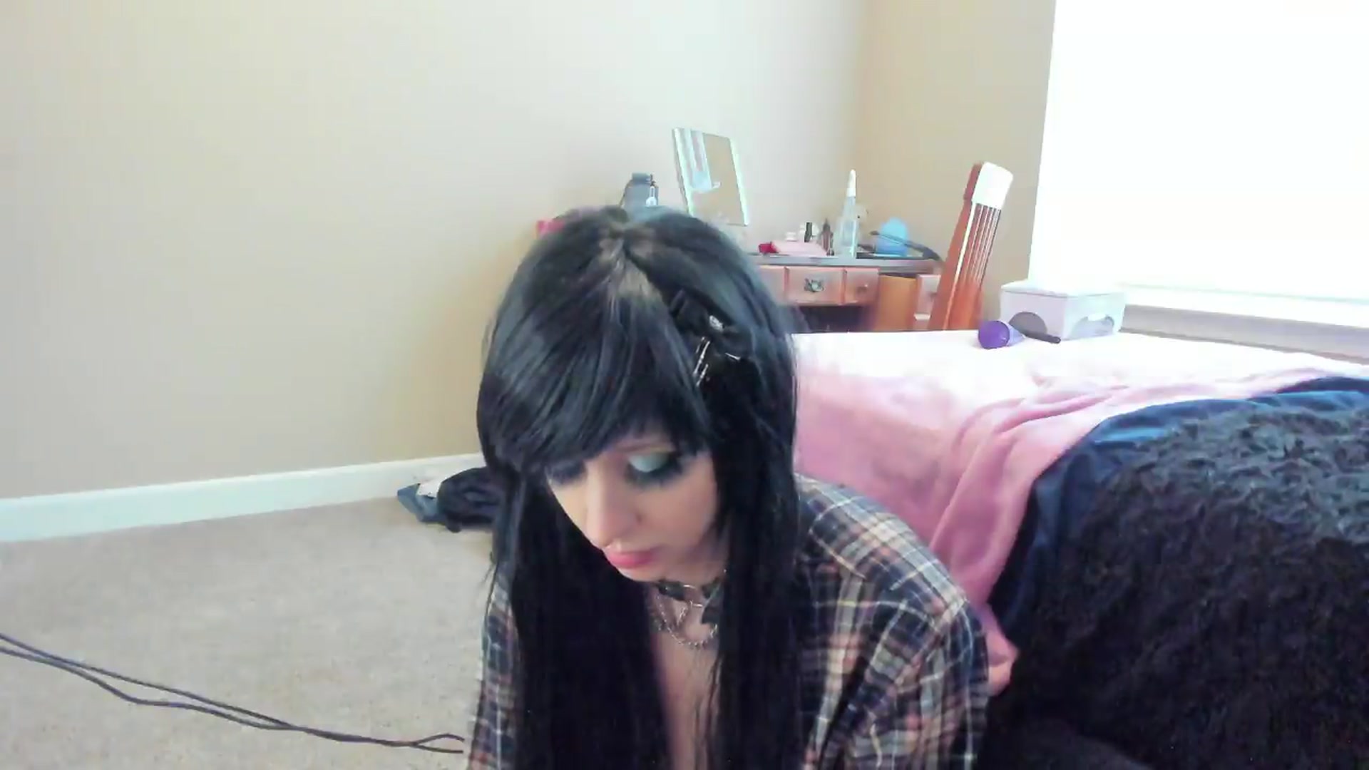 Gallery image thumbnail from AmethystFoxx's myfreecams stream on, 09/21/2026, 16:23 image 15 of 20