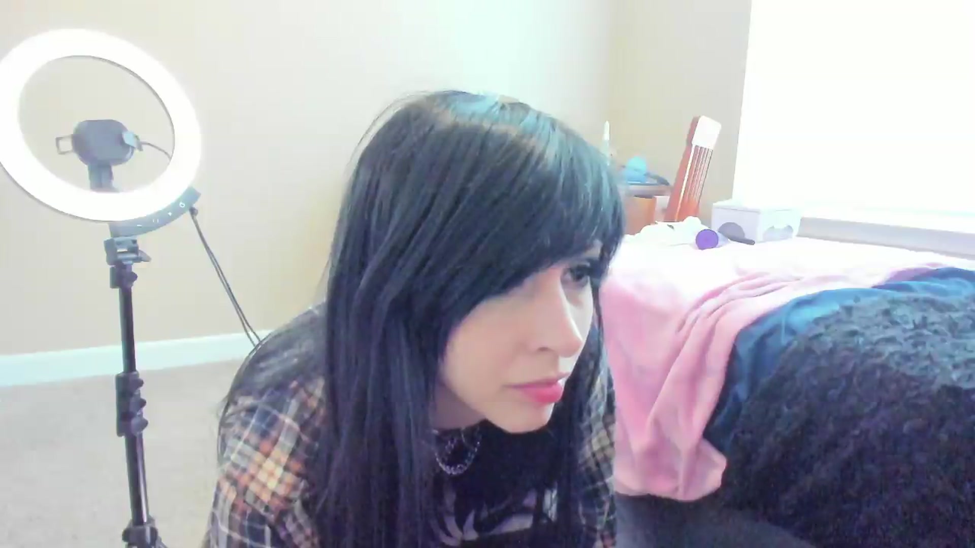 Gallery image thumbnail from AmethystFoxx's myfreecams stream on, 09/21/2026, 16:23 image 9 of 20