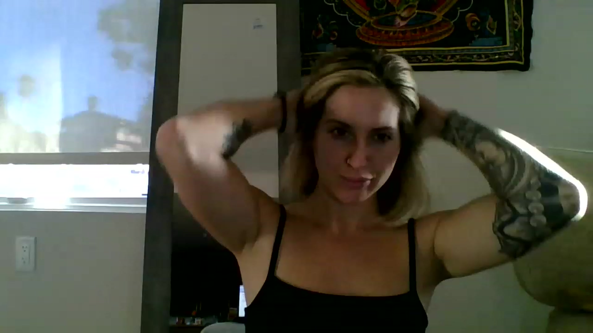 Gallery image thumbnail from Amethyst_Gem's myfreecams stream on, 12/13/2022, 24:00 image 3 of 20