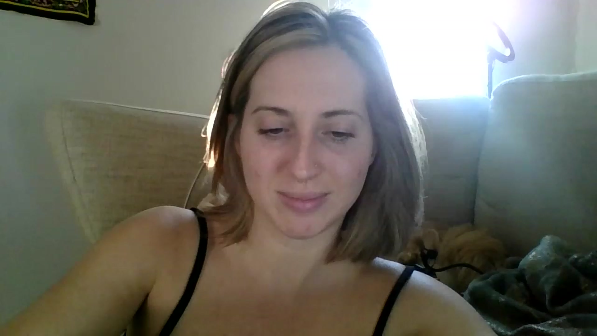 Gallery image thumbnail from Amethyst_Gem's myfreecams stream on, 12/13/2022, 24:00 image 4 of 20