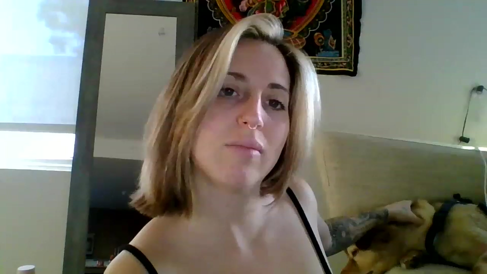 Gallery image thumbnail from Amethyst_Gem's myfreecams stream on, 12/13/2022, 24:00 image 18 of 20
