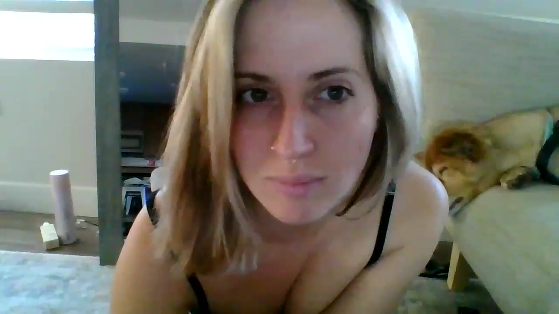 Gallery image thumbnail from Amethyst_Gem's myfreecams stream on, 12/13/2022, 24:00 image 20 of 20
