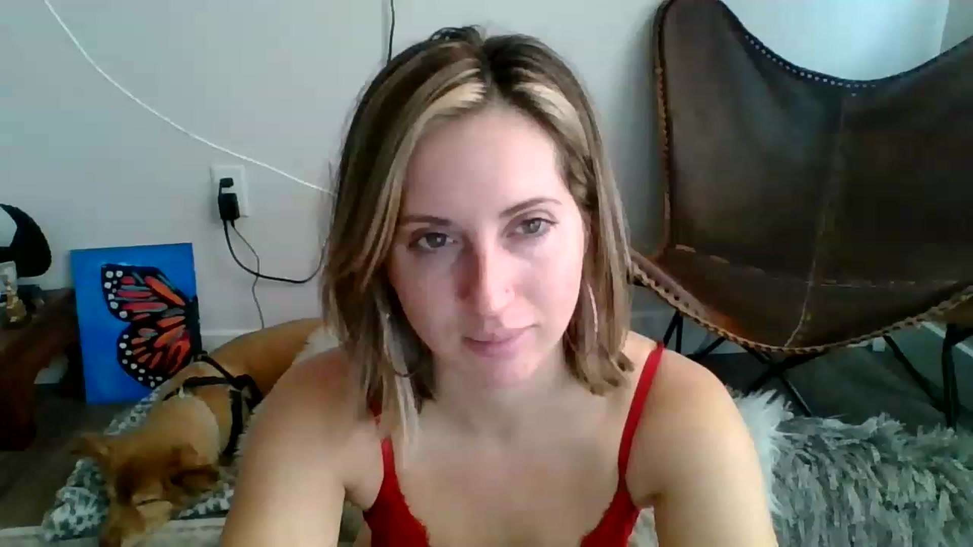 Gallery image thumbnail from Amethyst_Gem's myfreecams stream on, 12/21/2022, 17:29 image 10 of 20