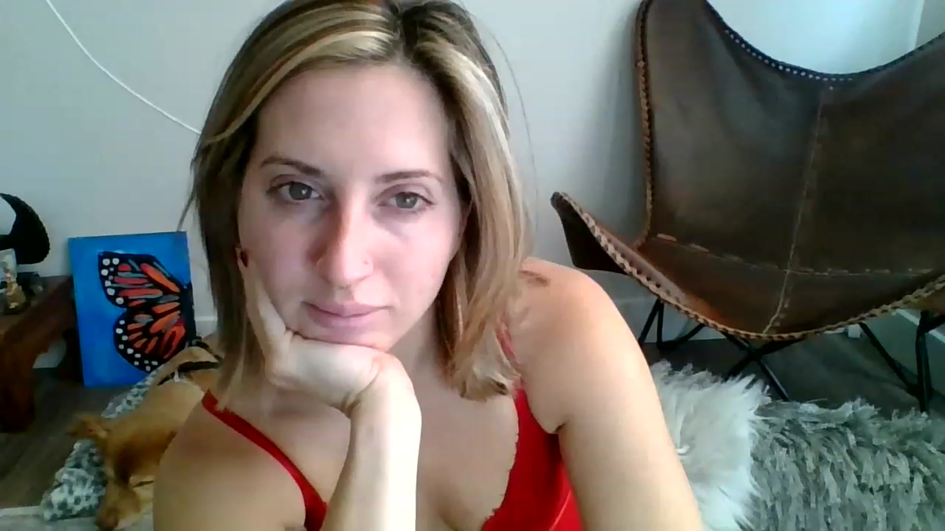 Gallery image thumbnail from Amethyst_Gem's myfreecams stream on, 12/21/2022, 17:29 image 11 of 20