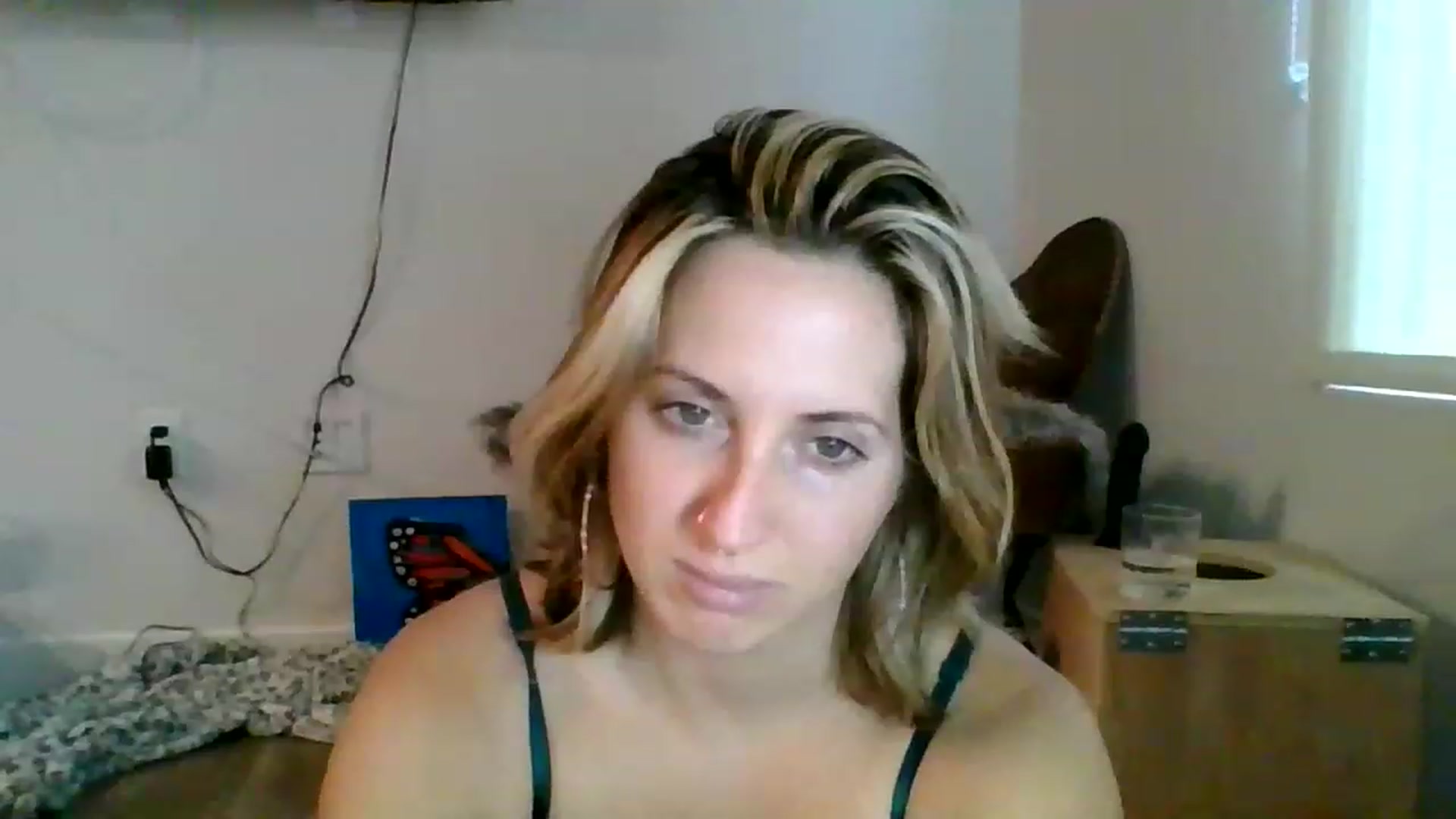 Gallery image thumbnail from Amethyst_Gem's myfreecams stream on, 01/04/2023, 20:08 image 12 of 20