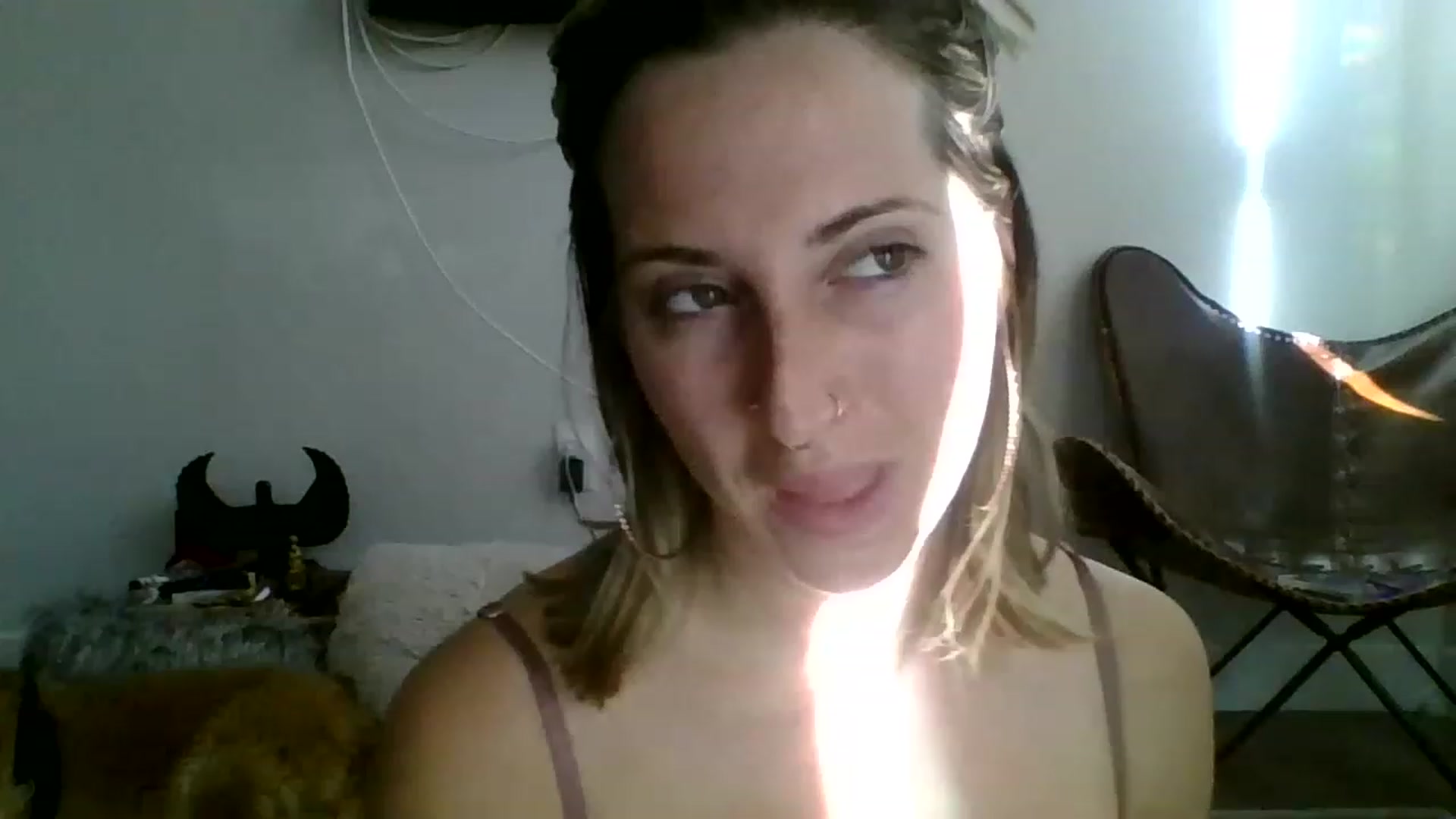Gallery image thumbnail from Amethyst_Gem's myfreecams stream on, 02/19/2023, 23:32 image 19 of 20