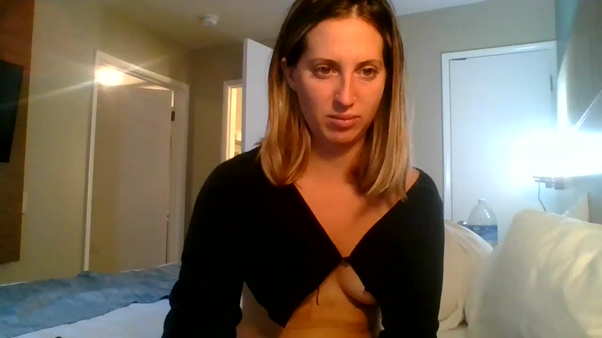 Gallery image thumbnail from Amethyst_Gem's myfreecams stream on, 05/02/2023, 14:59 image 19 of 20