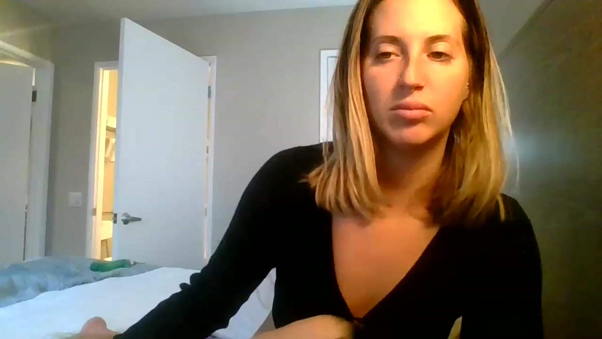 Gallery image thumbnail from Amethyst_Gem's myfreecams stream on, 05/02/2023, 16:31 image 10 of 20