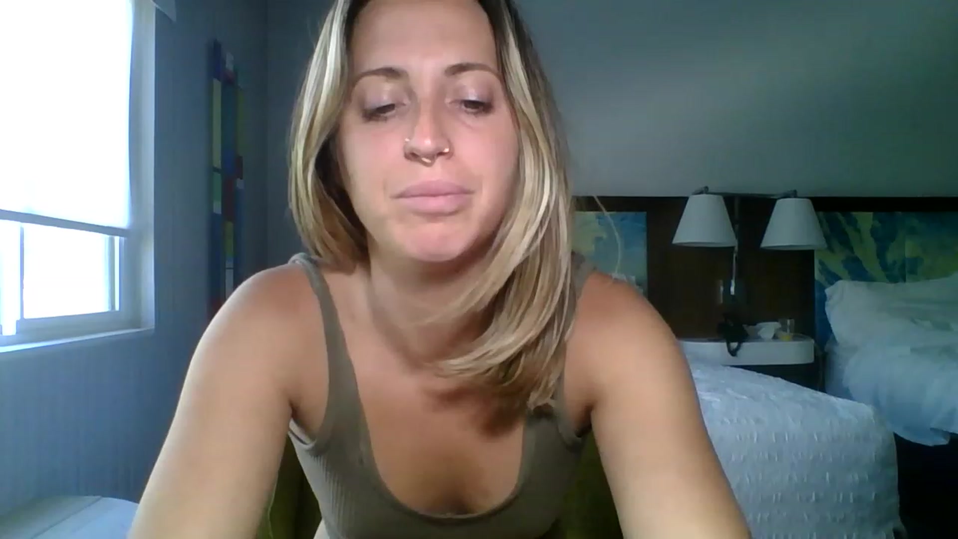 Gallery image thumbnail from Amethyst_Gem's myfreecams stream on, 05/03/2023, 18:39 image 20 of 20