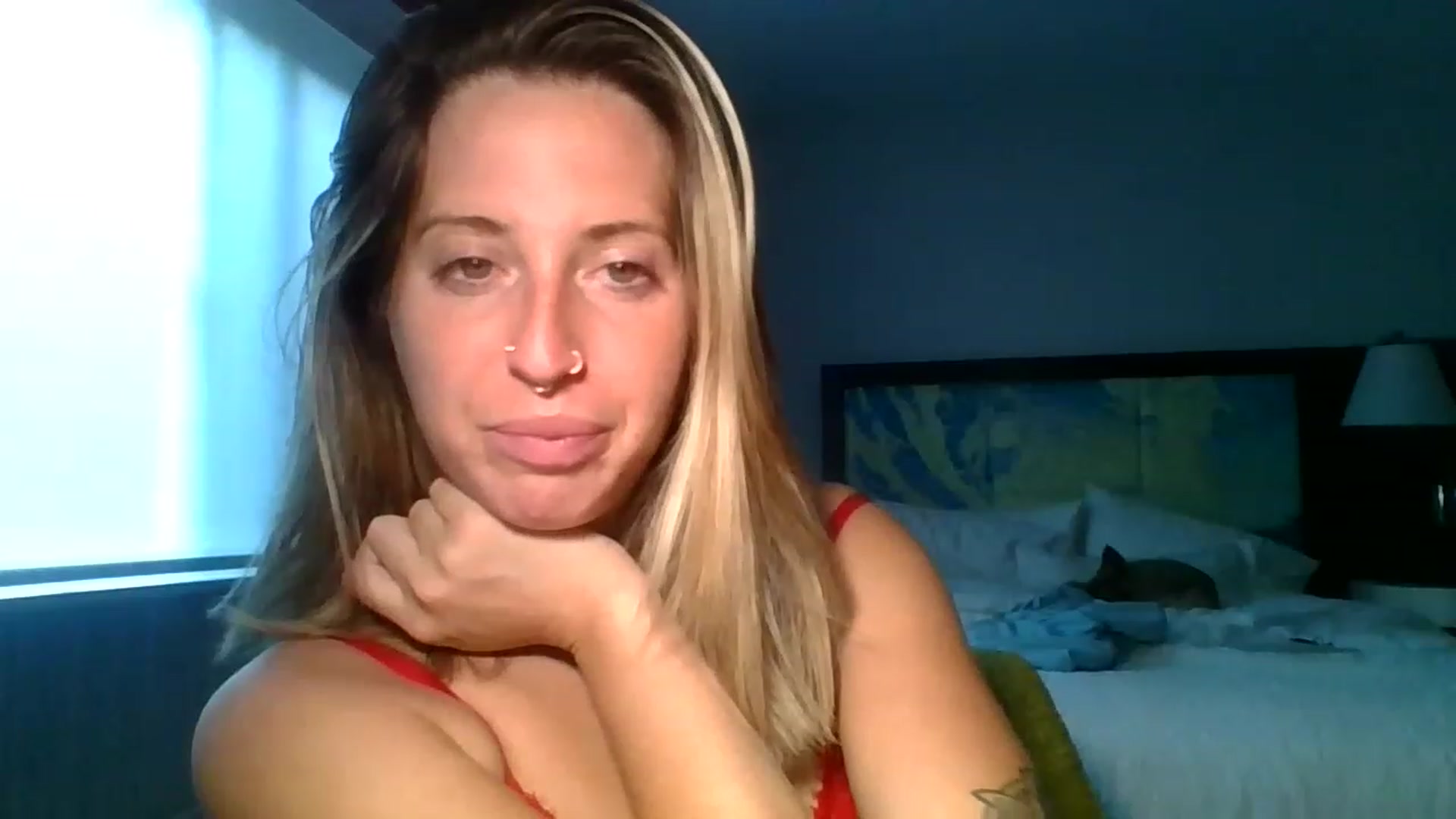 Gallery image thumbnail from Amethyst_Gem's myfreecams stream on, 05/05/2023, 15:48 image 15 of 20