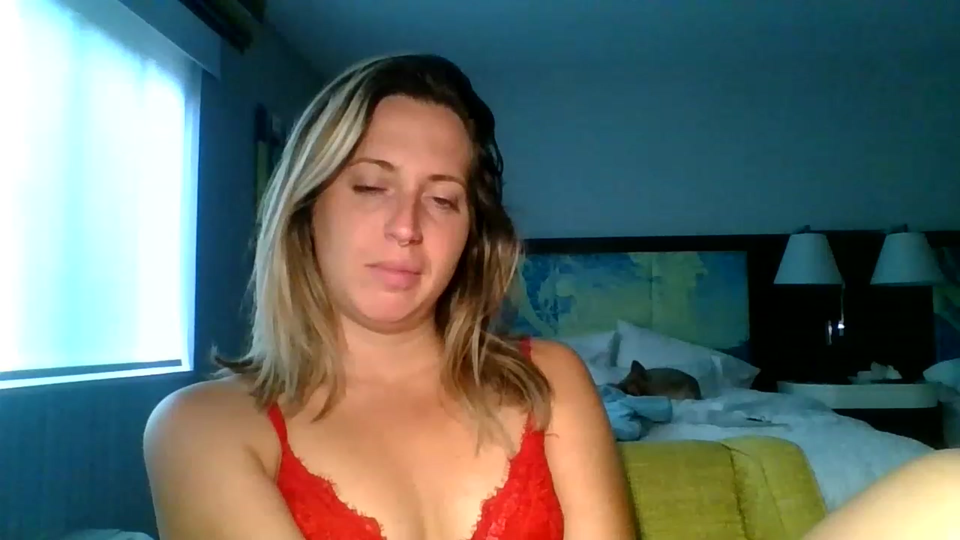 Gallery image thumbnail from Amethyst_Gem's myfreecams stream on, 05/05/2023, 15:48 image 12 of 20