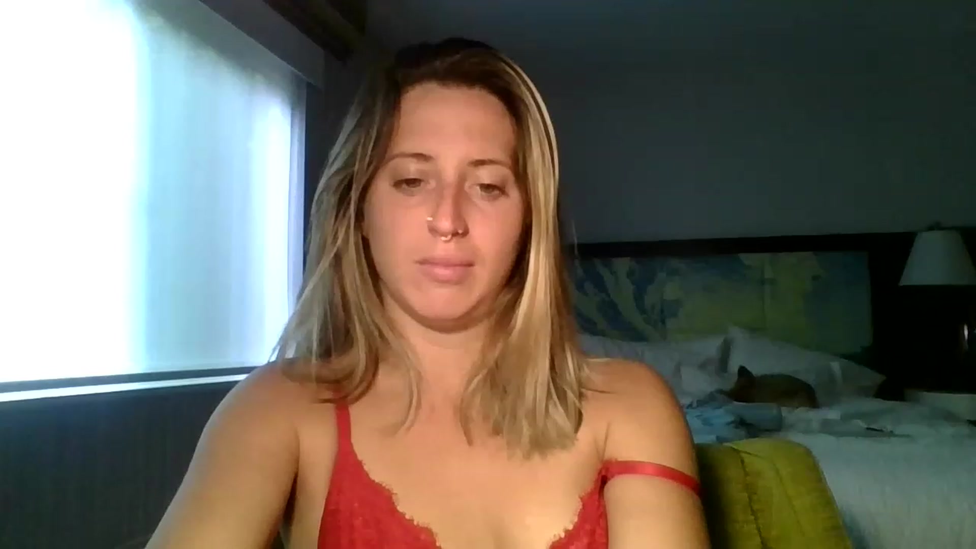 Gallery image thumbnail from Amethyst_Gem's myfreecams stream on, 05/05/2023, 15:48 image 17 of 20