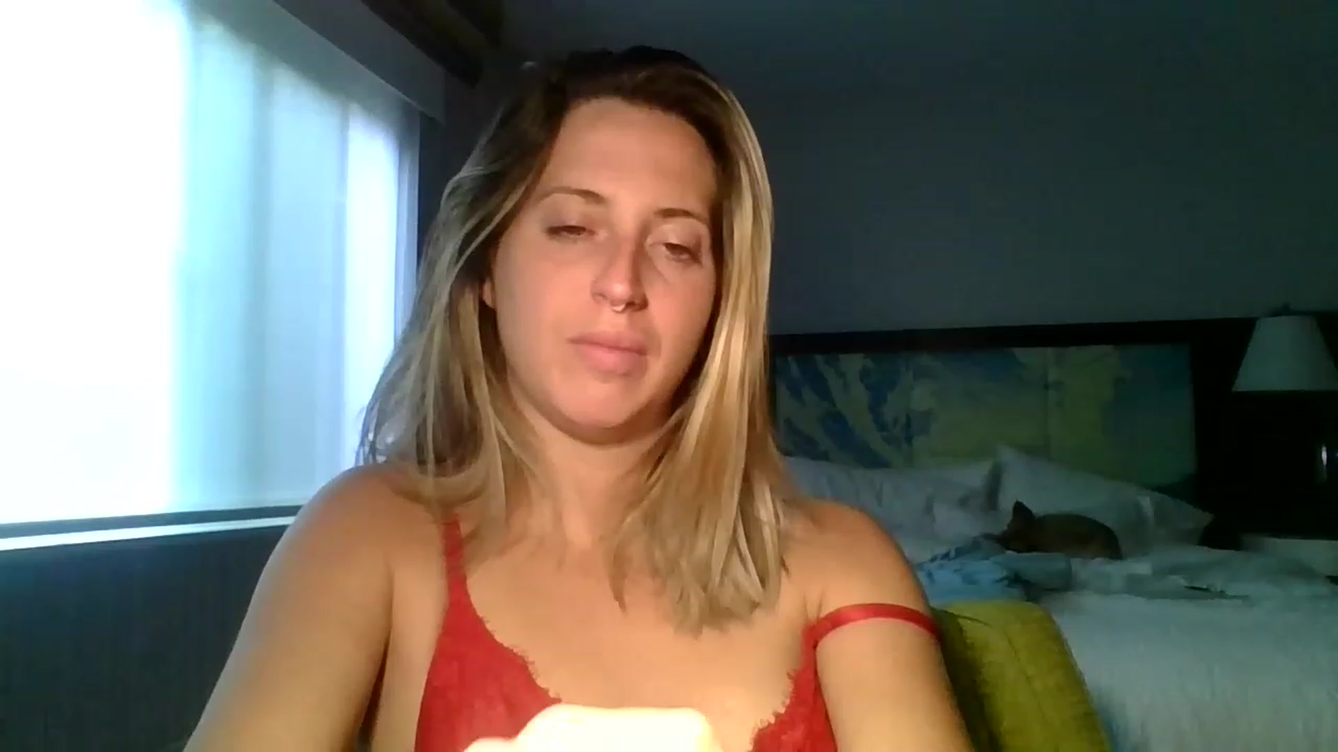 Gallery image thumbnail from Amethyst_Gem's myfreecams stream on, 05/05/2023, 15:48 image 16 of 20
