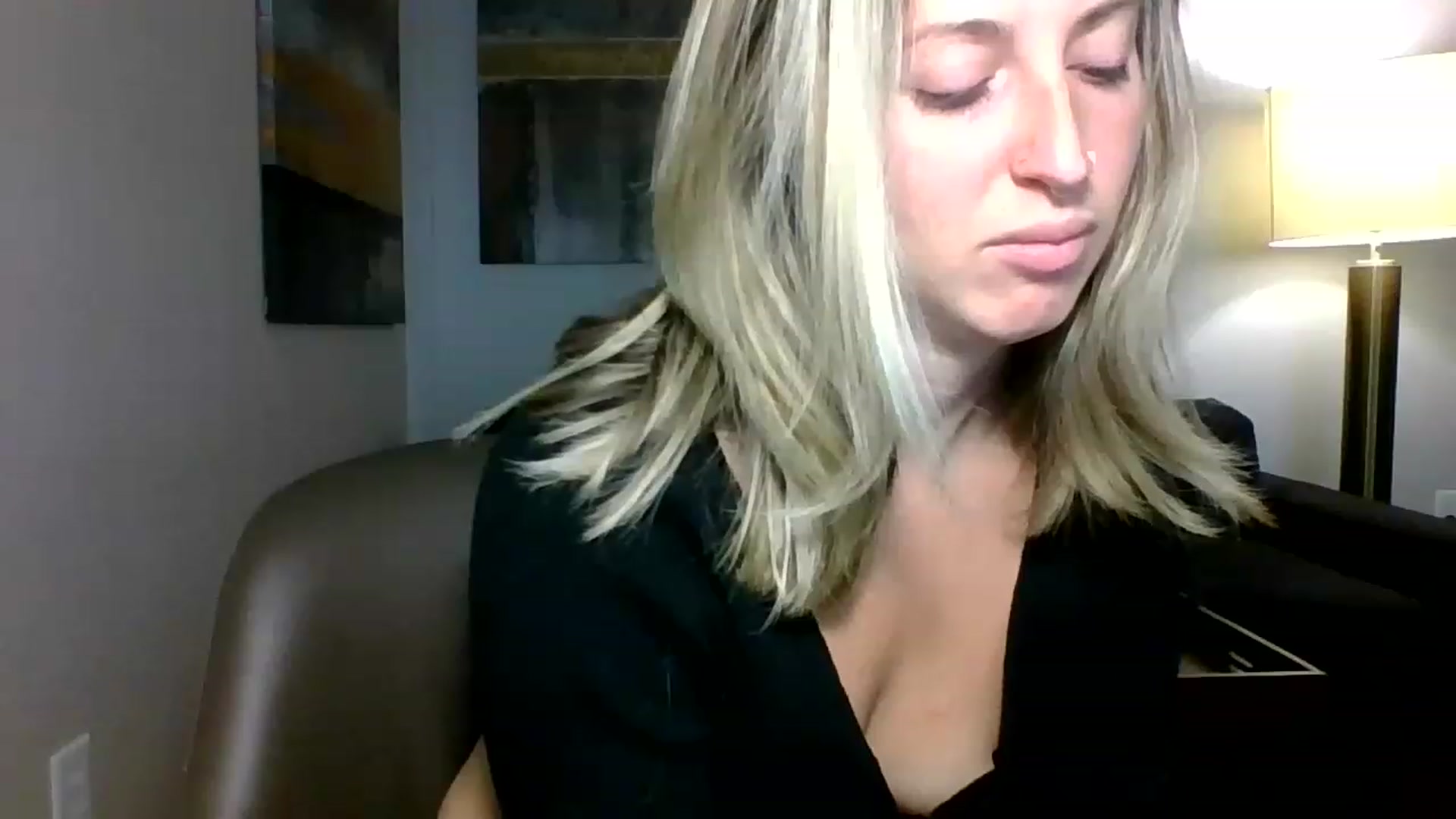 Gallery image thumbnail from Amethyst_Gem's myfreecams stream on, 05/22/2023, 16:35 image 18 of 20