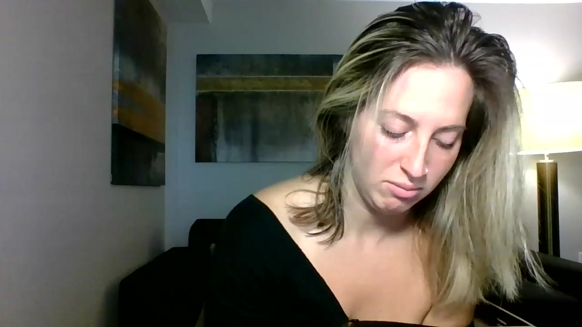 Gallery image thumbnail from Amethyst_Gem's myfreecams stream on, 05/22/2023, 16:35 image 1 of 20