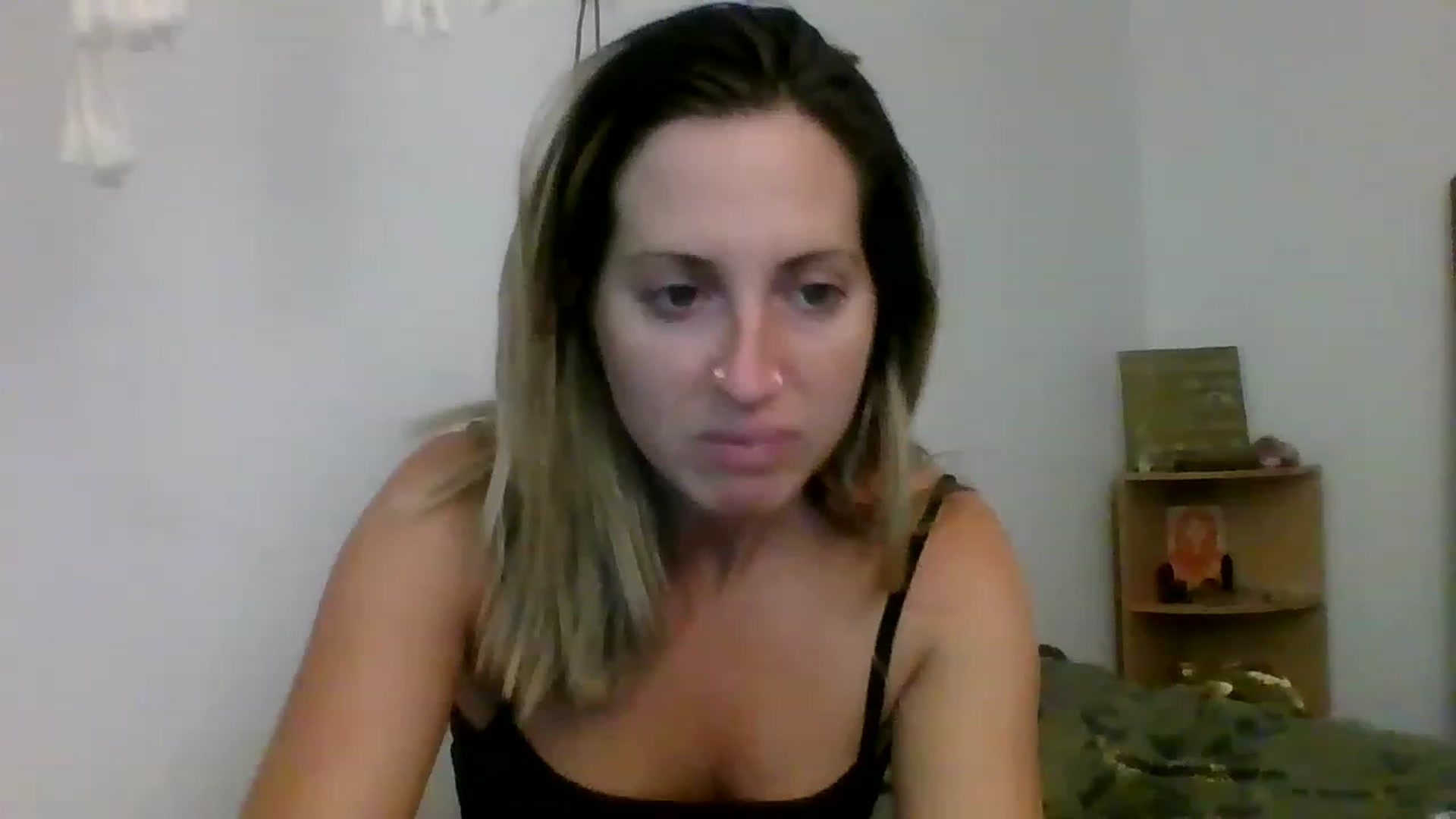 Gallery image thumbnail from Amethyst_Gem's myfreecams stream on, 06/06/2023, 18:31 image 20 of 20