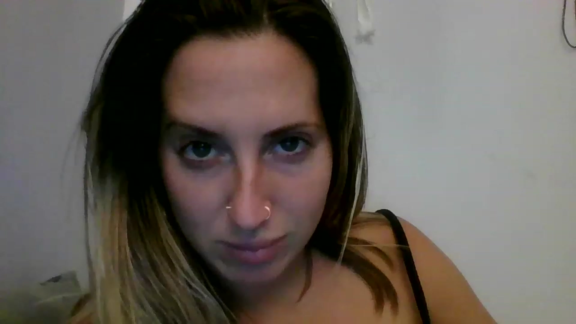 Gallery image thumbnail from Amethyst_Gem's myfreecams stream on, 06/06/2023, 18:31 image 14 of 20