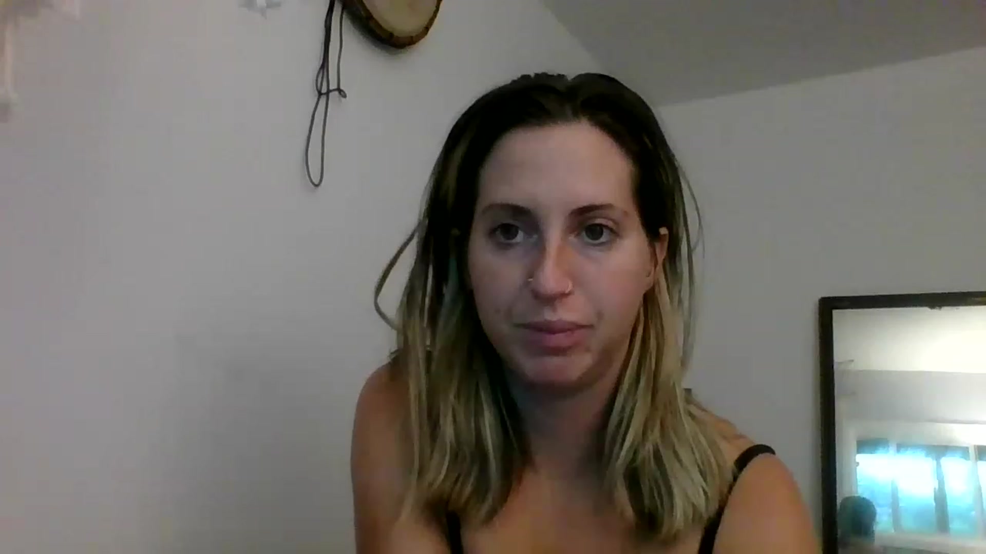 Gallery image thumbnail from Amethyst_Gem's myfreecams stream on, 06/06/2023, 18:31 image 8 of 20