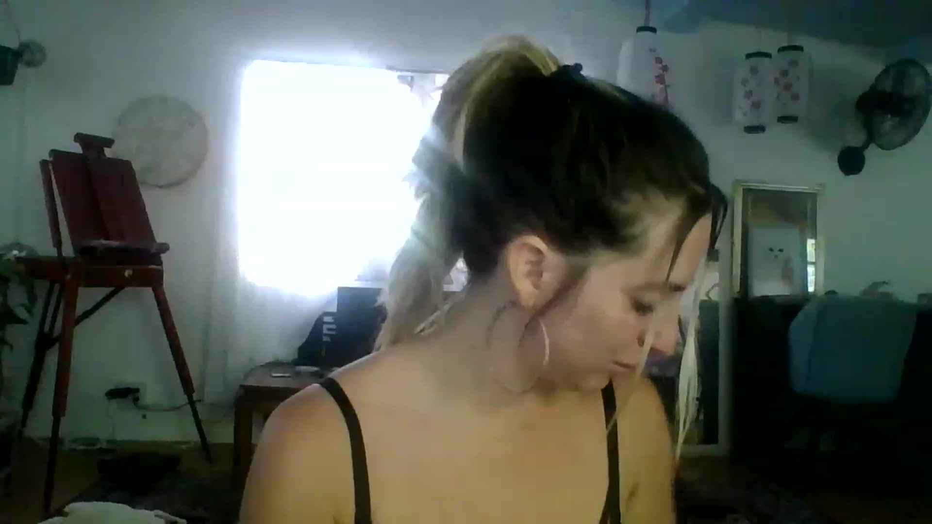 Gallery image thumbnail from Amethyst_Gem's myfreecams stream on, 06/19/2023, 18:52 image 5 of 20