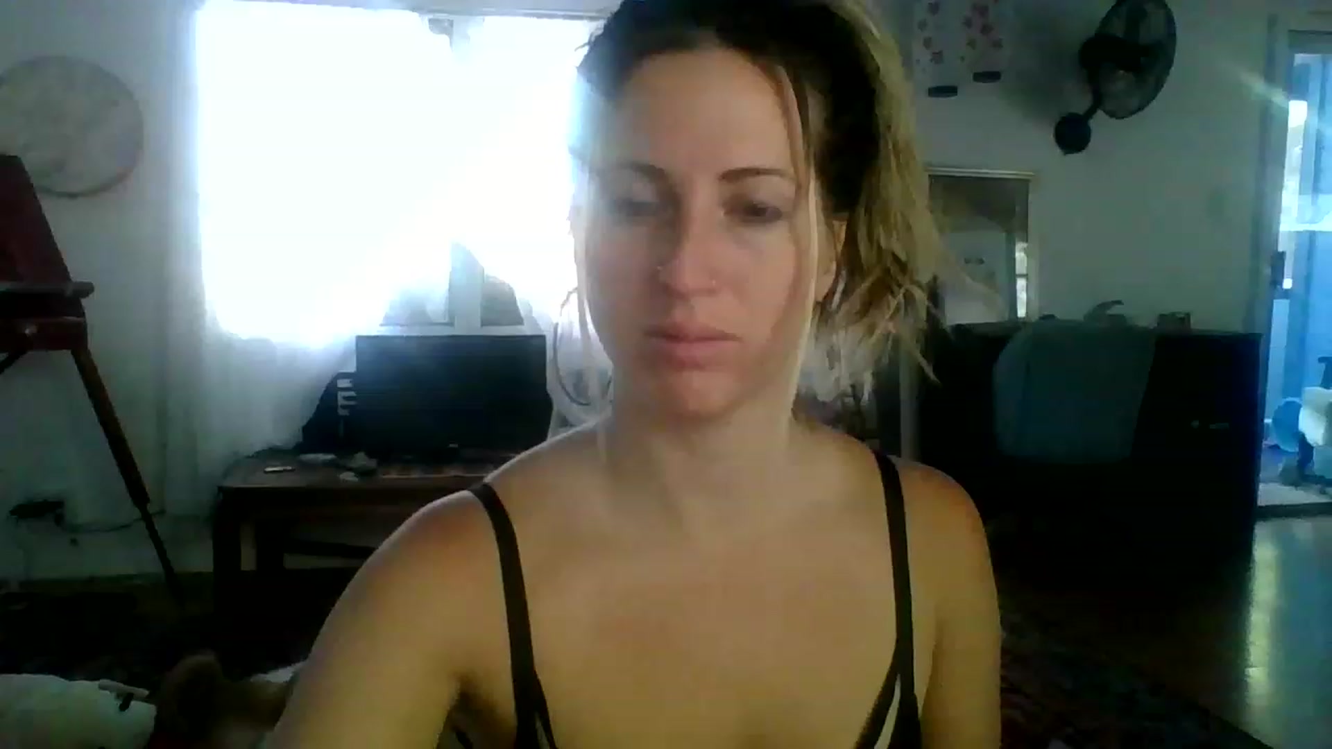 Gallery image thumbnail from Amethyst_Gem's myfreecams stream on, 06/19/2023, 18:52 image 1 of 20