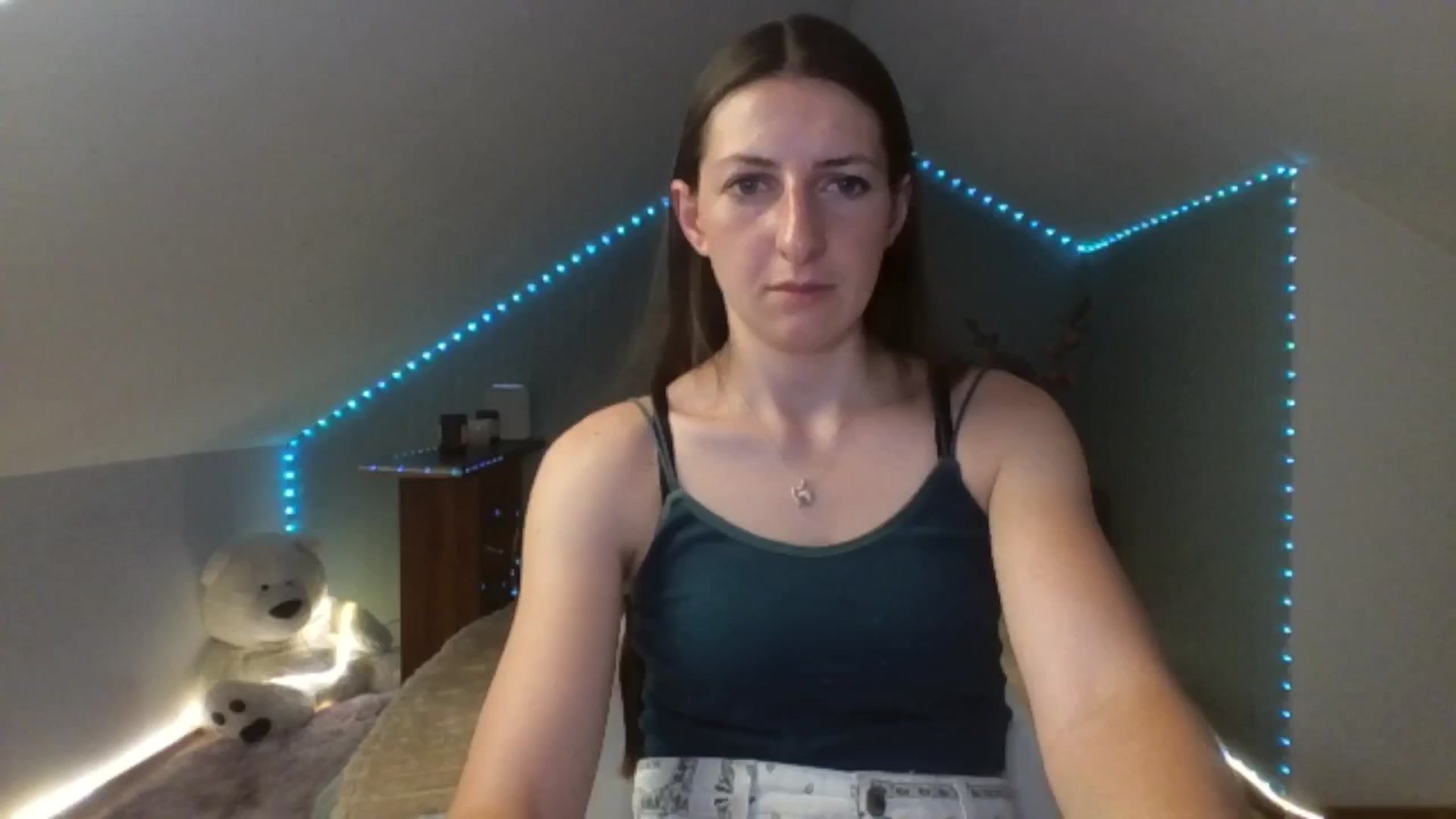 Gallery image thumbnail from AmiLune's myfreecams stream on, 06/30/2025, 08:11 image 18 of 20