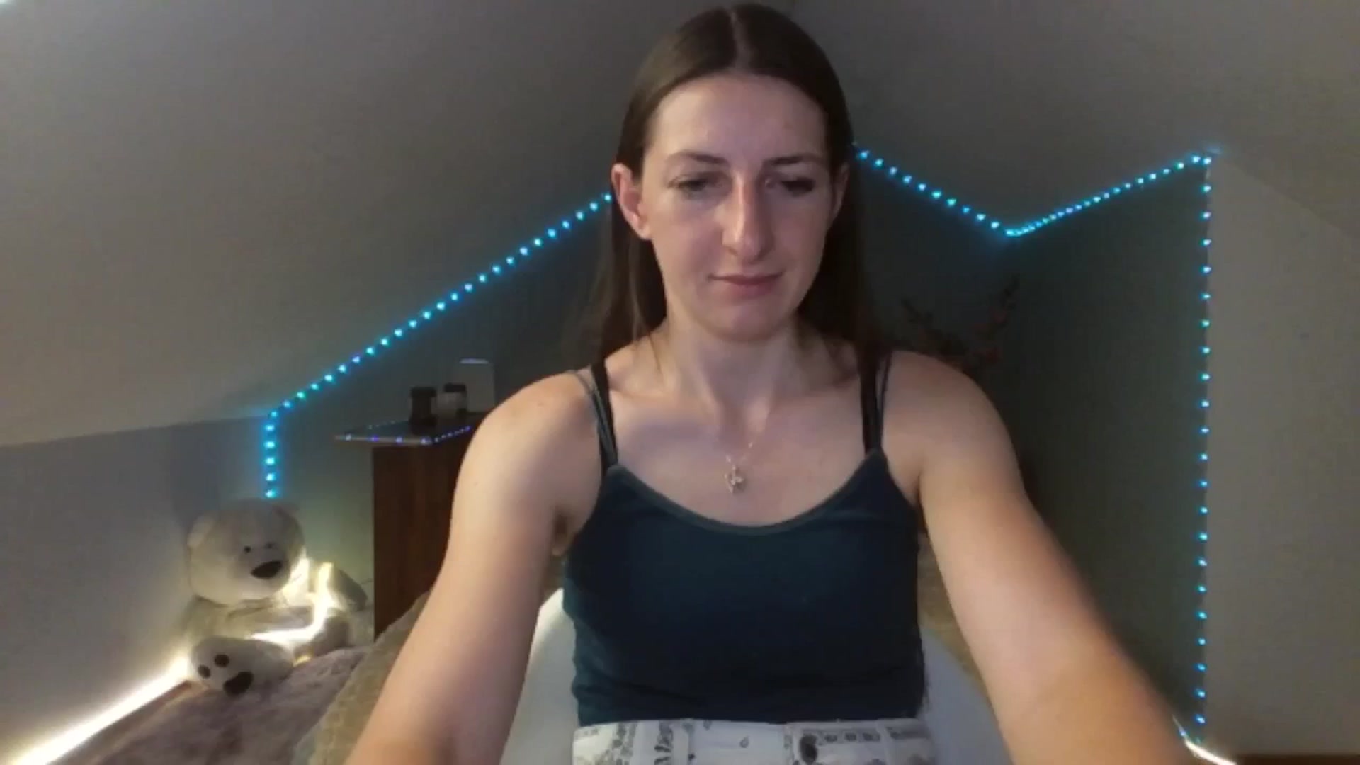 Gallery image thumbnail from AmiLune's myfreecams stream on, 06/30/2025, 08:11 image 13 of 20