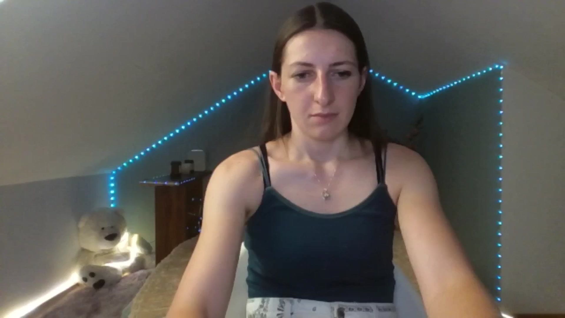 Gallery image thumbnail from AmiLune's myfreecams stream on, 06/30/2025, 08:11 image 12 of 20