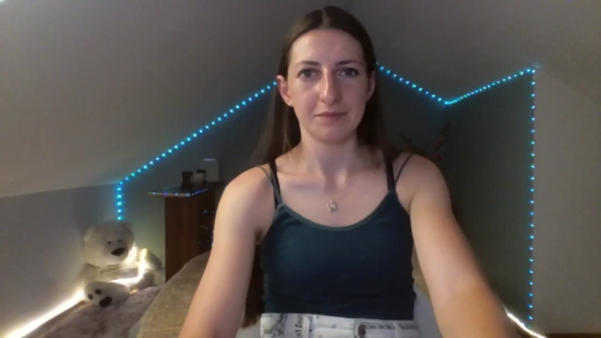 Gallery image thumbnail from AmiLune's myfreecams stream on, 06/30/2025, 08:11 image 20 of 20