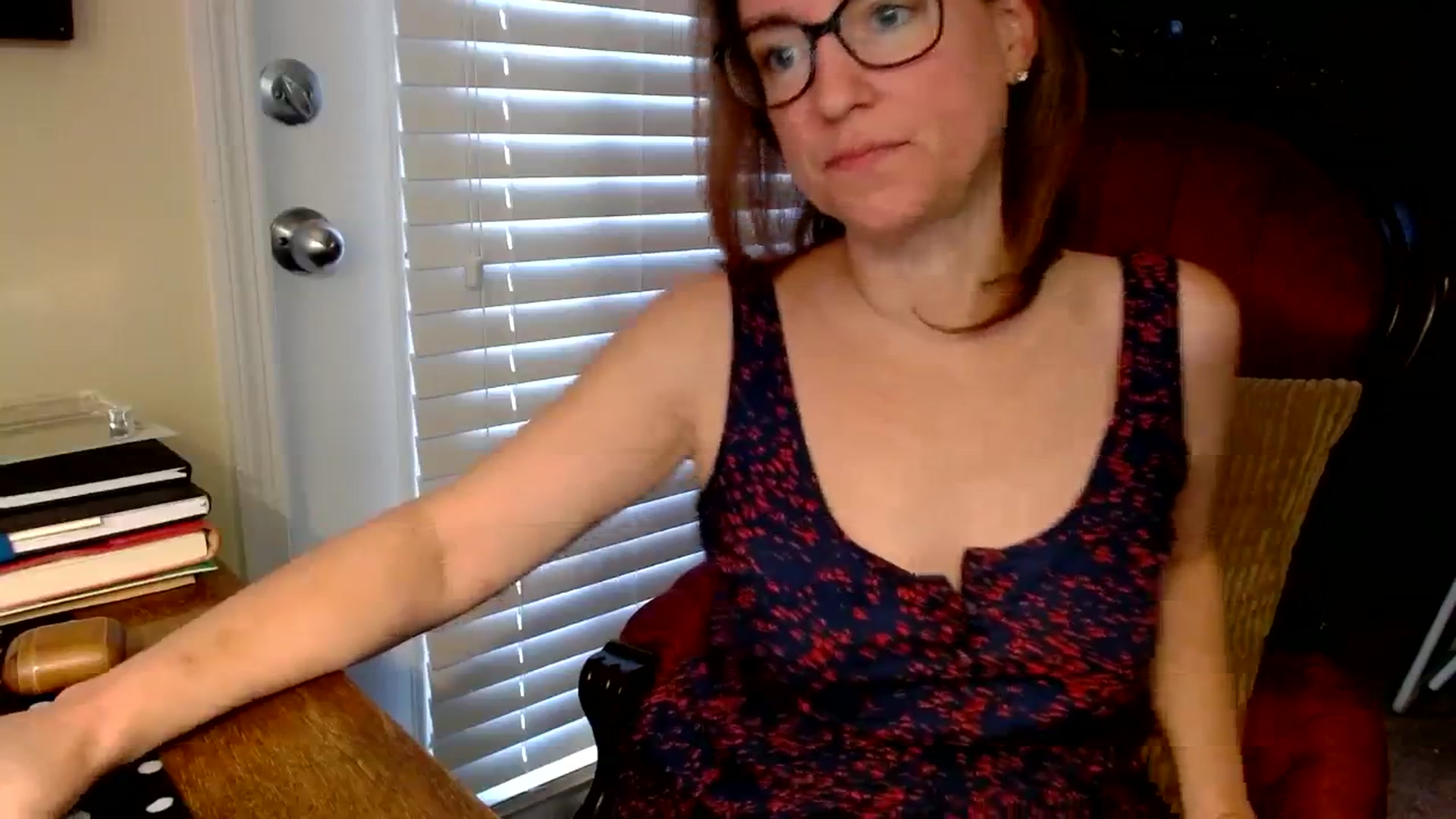 Gallery image thumbnail from AmiRobertsXO's myfreecams stream on, 08/26/2023, 12:00 image 9 of 20