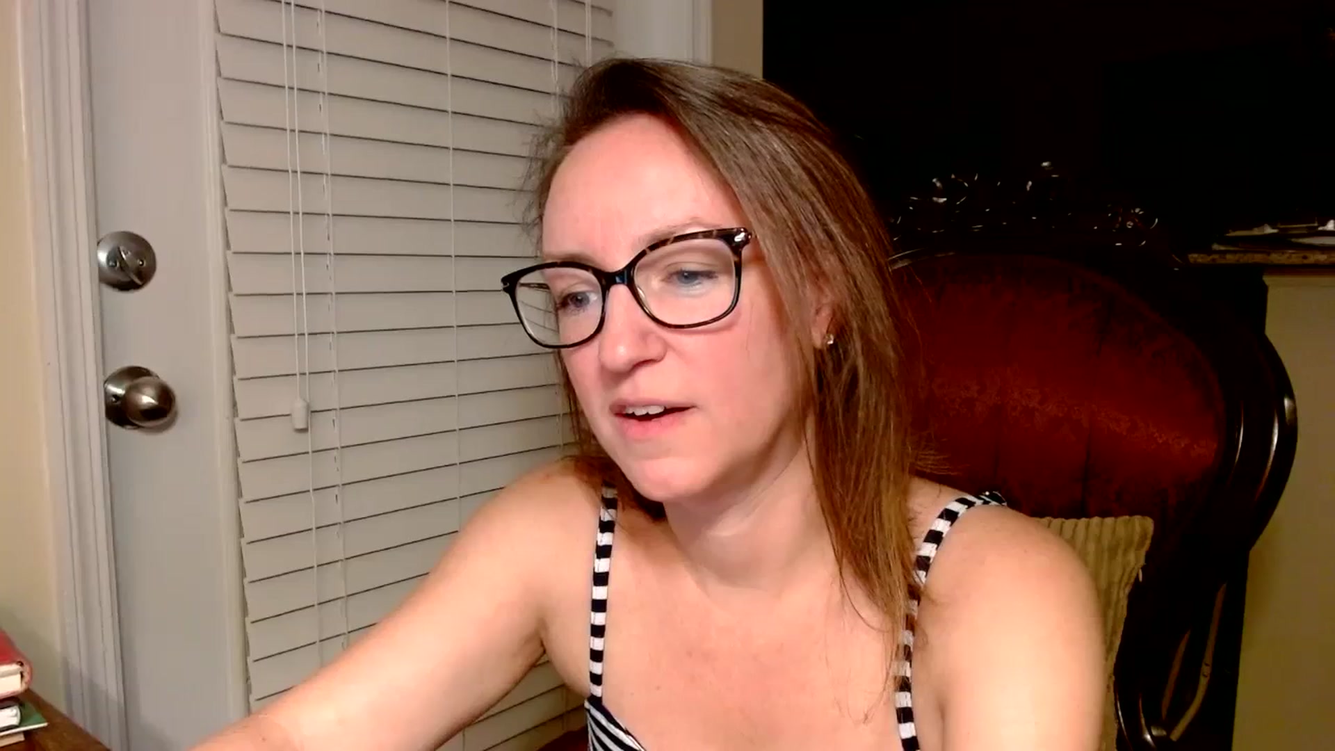 Gallery image thumbnail from AmiRobertsXO's myfreecams stream on, 08/28/2023, 11:13 image 11 of 20