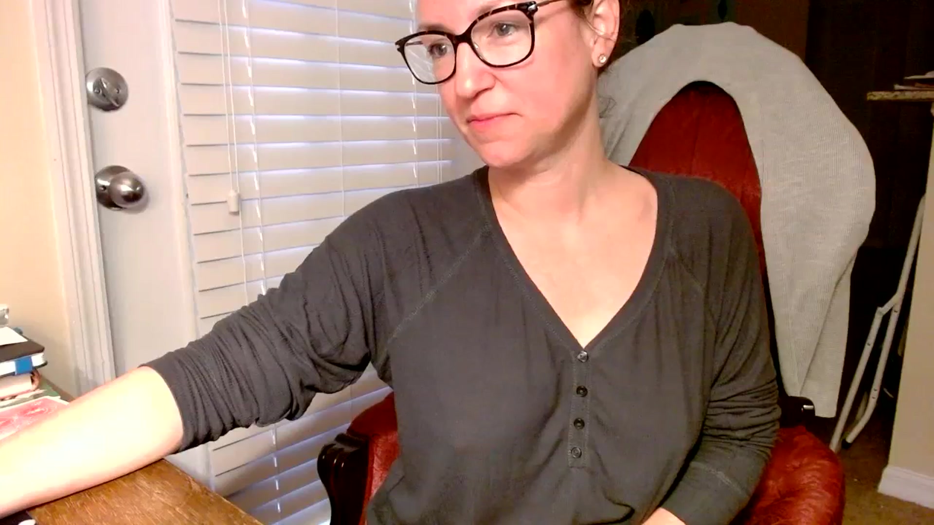 Gallery image thumbnail from AmiRobertsXO's myfreecams stream on, 08/29/2023, 12:04 image 13 of 20